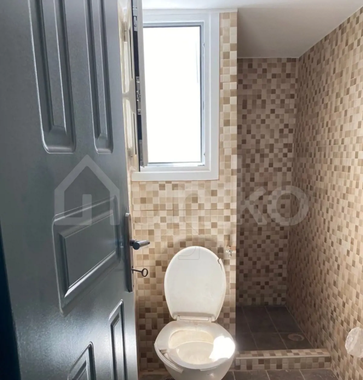 Secondary Photo of property with code 00000225