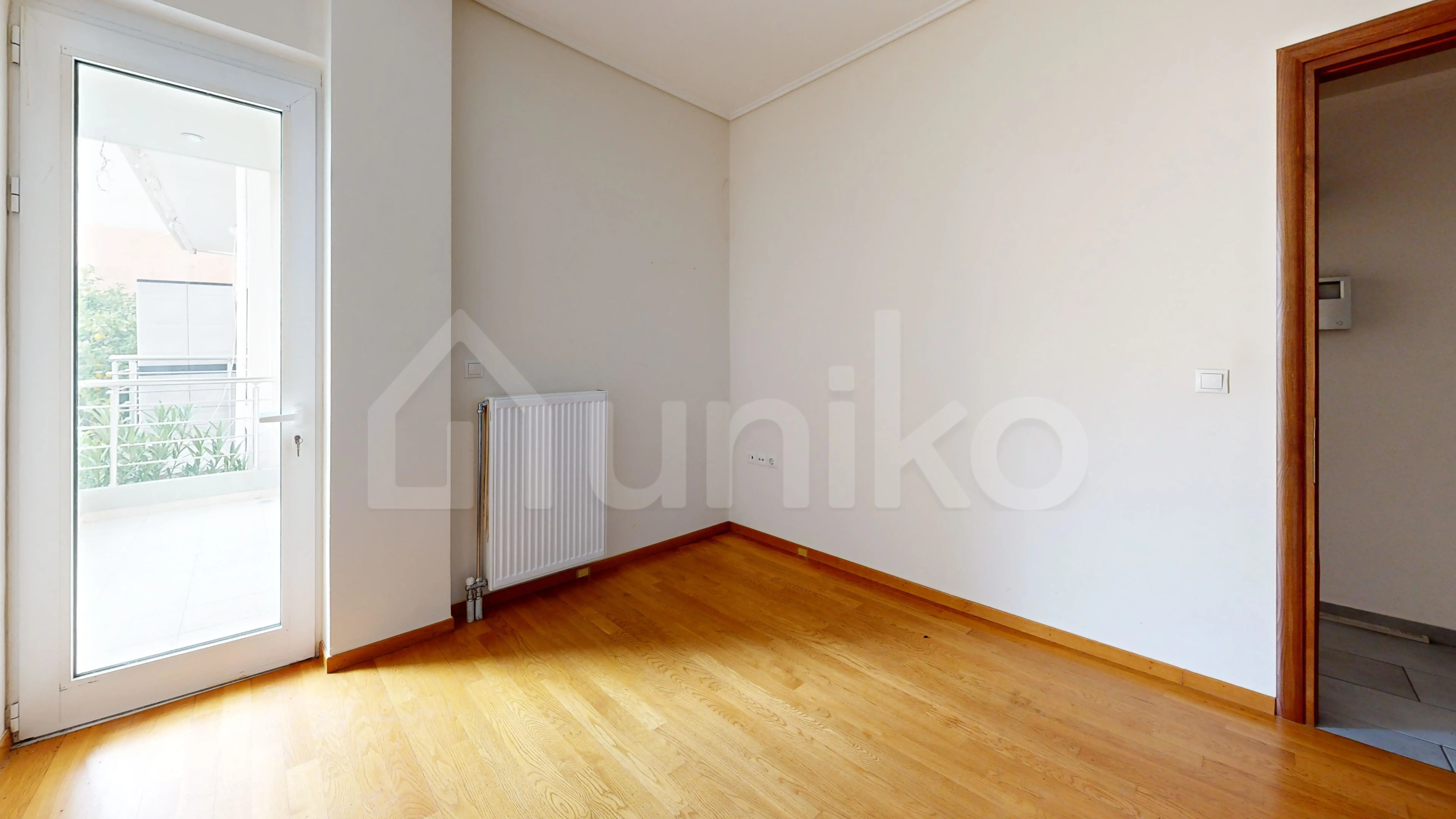 Secondary Photo of property with code 00000242