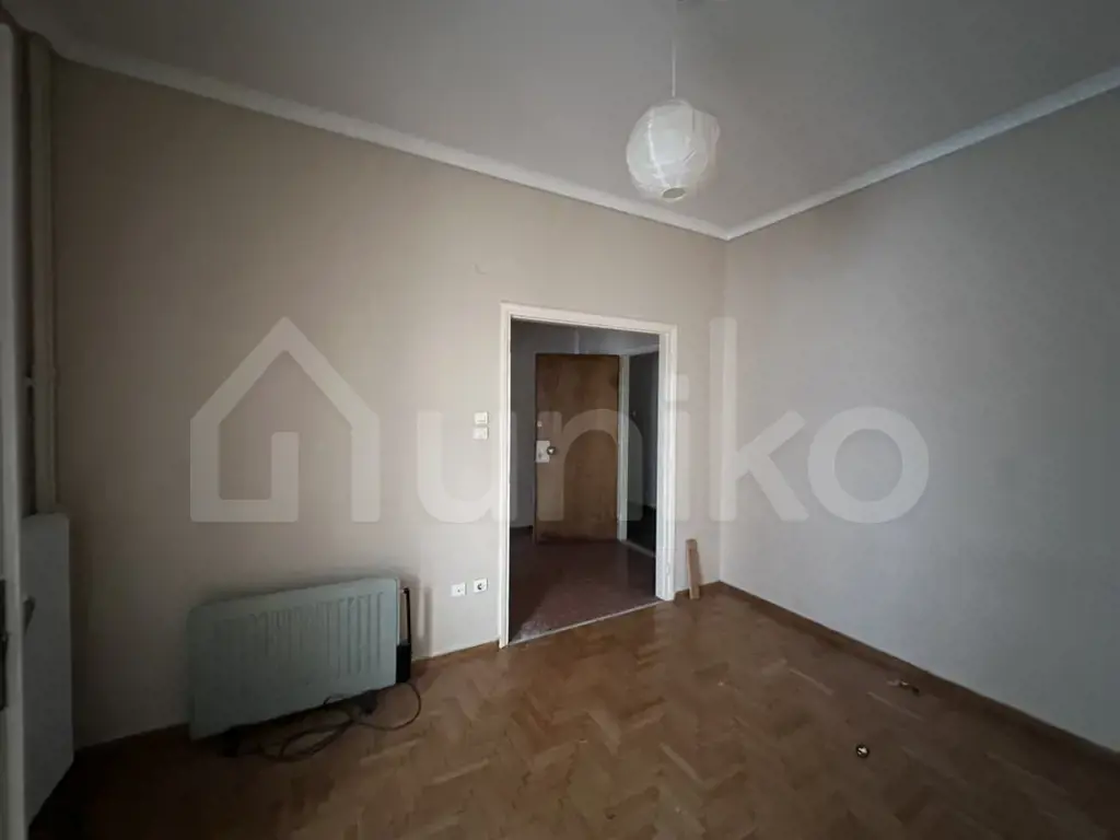 Secondary Photo of property with code 00000321