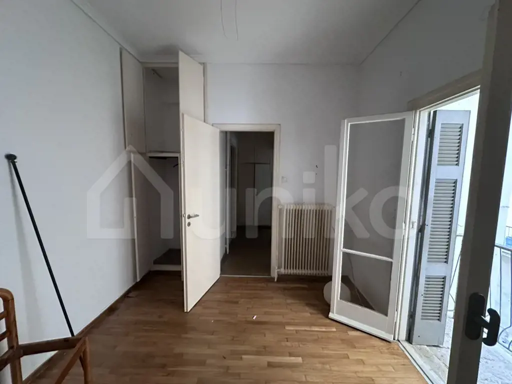 Secondary Photo of property with code 00000321