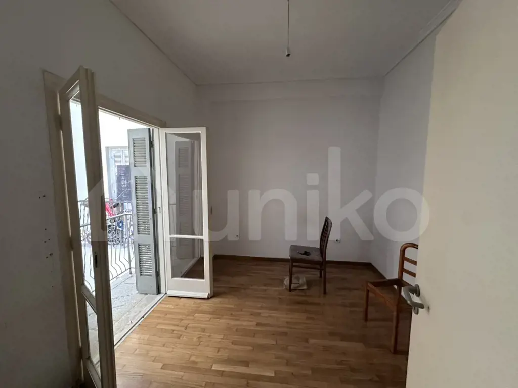 Secondary Photo of property with code 00000321