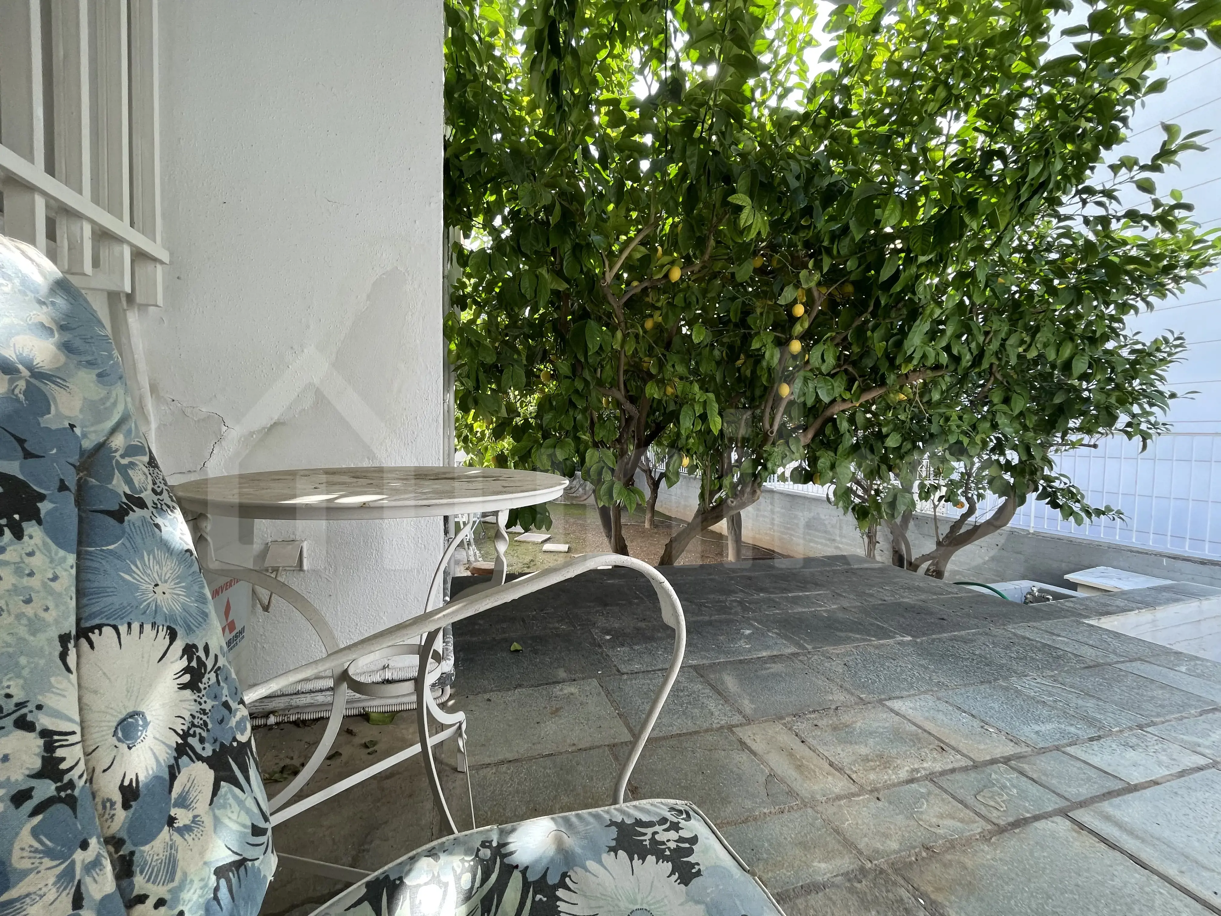 Secondary Photo of property with code 00000422