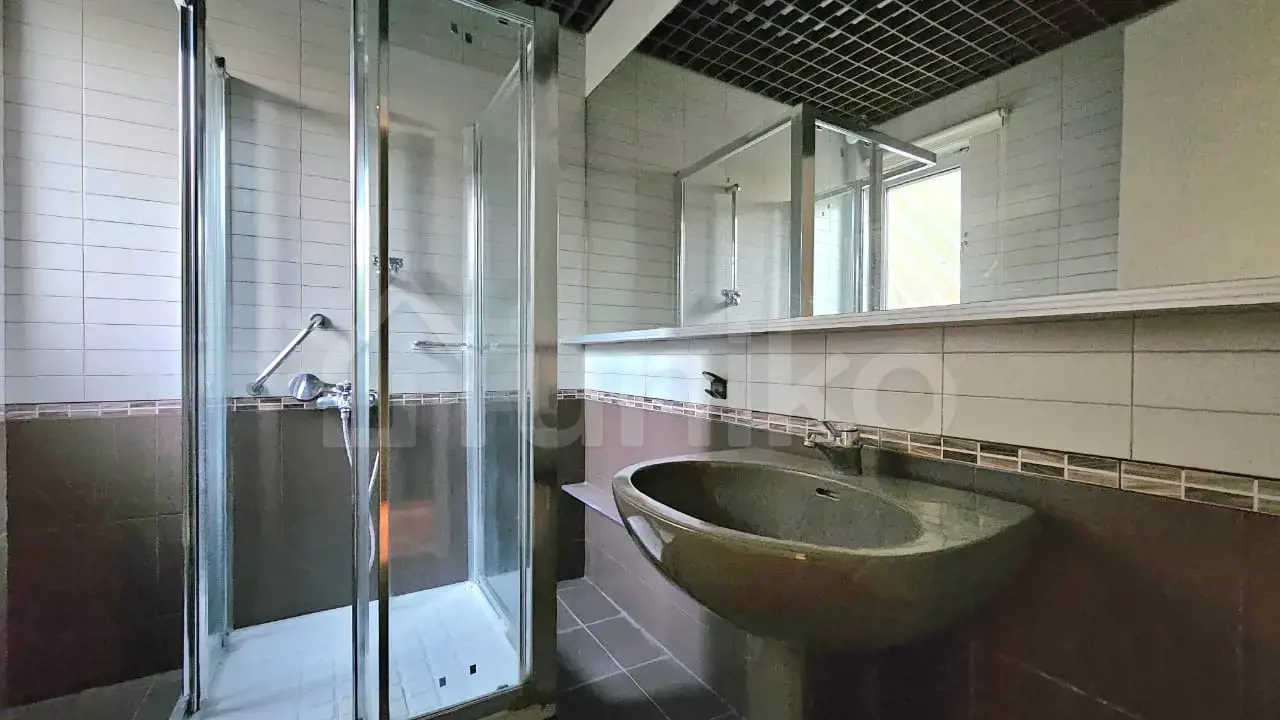 Secondary Photo of property with code 00000429