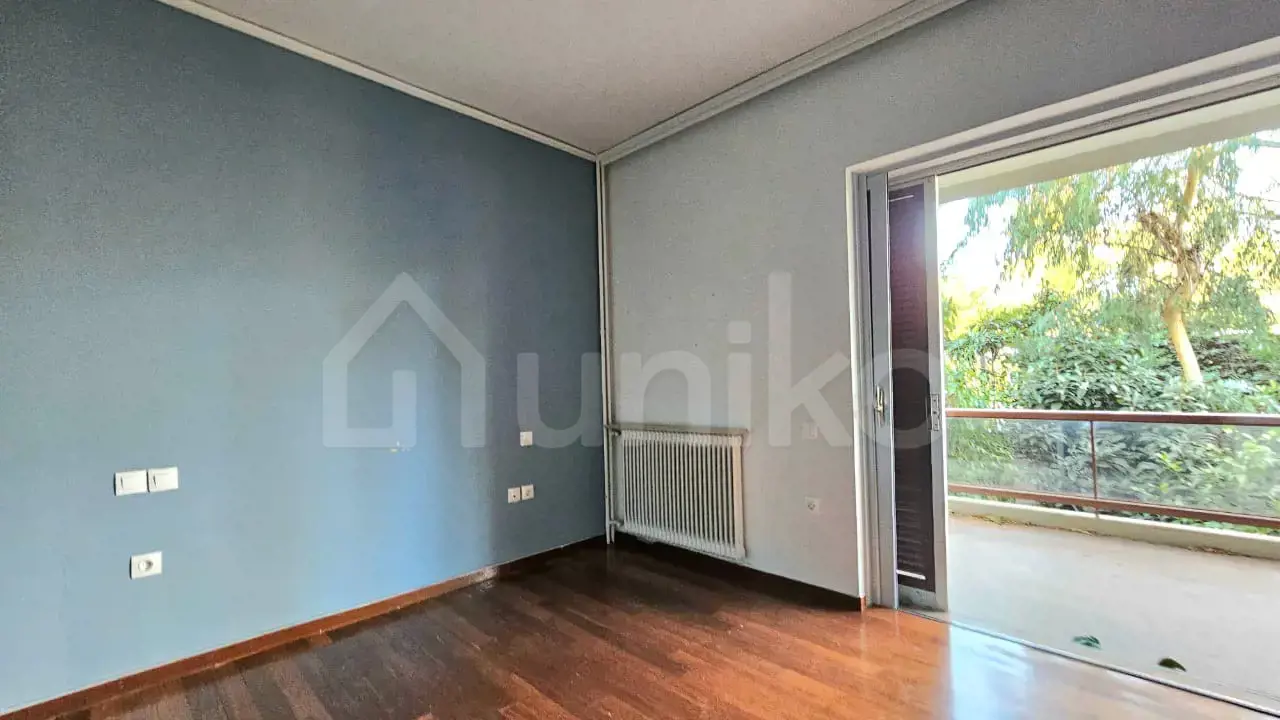 Secondary Photo of property with code 00000429