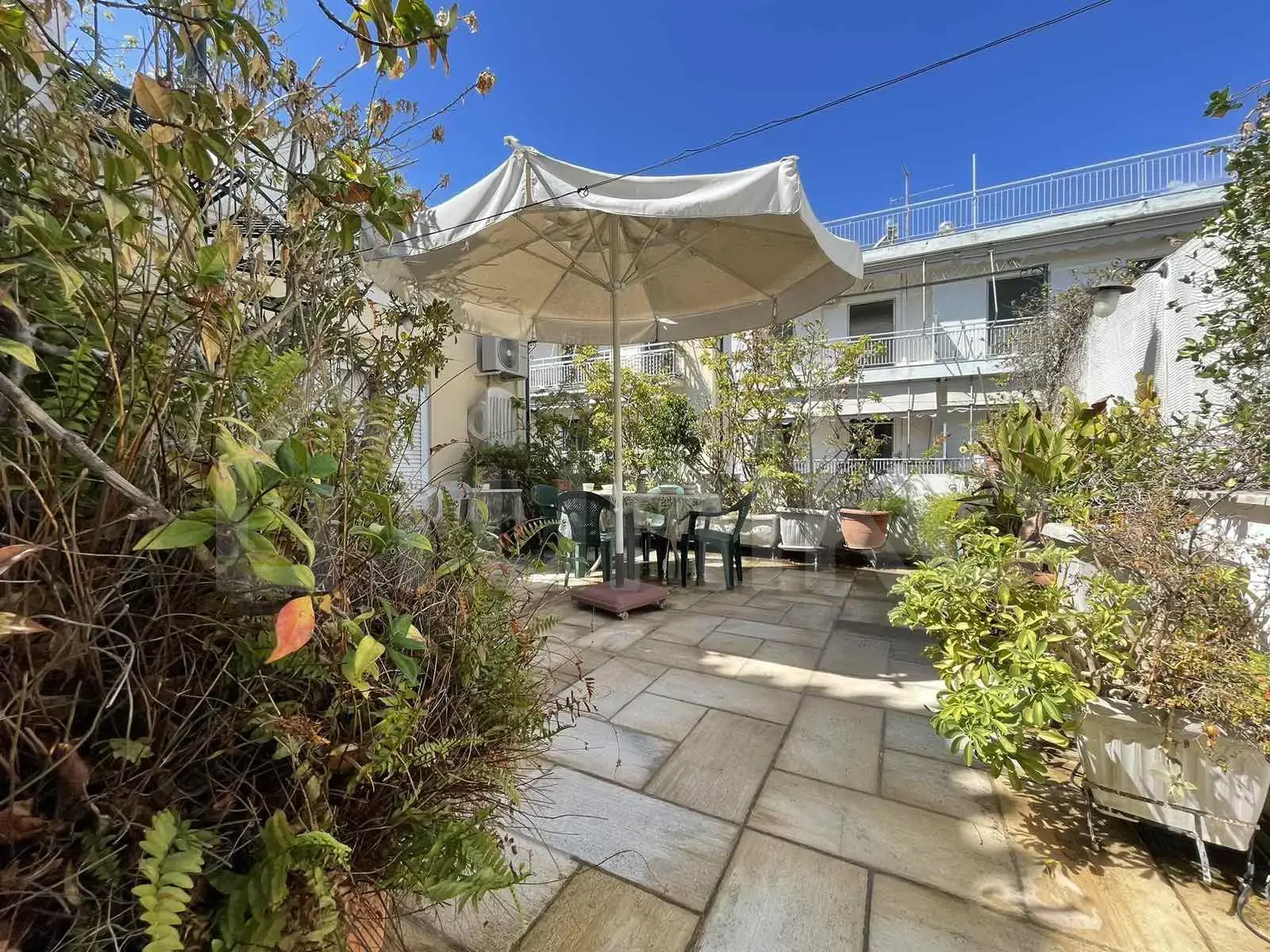 Secondary Photo of property with code 00000436