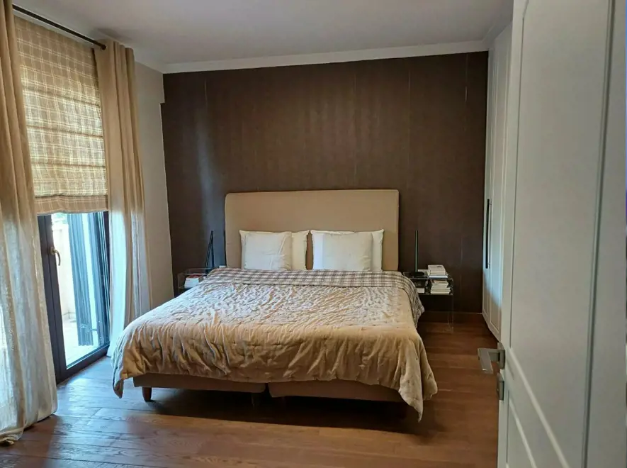 Secondary Photo of property with code 00000560
