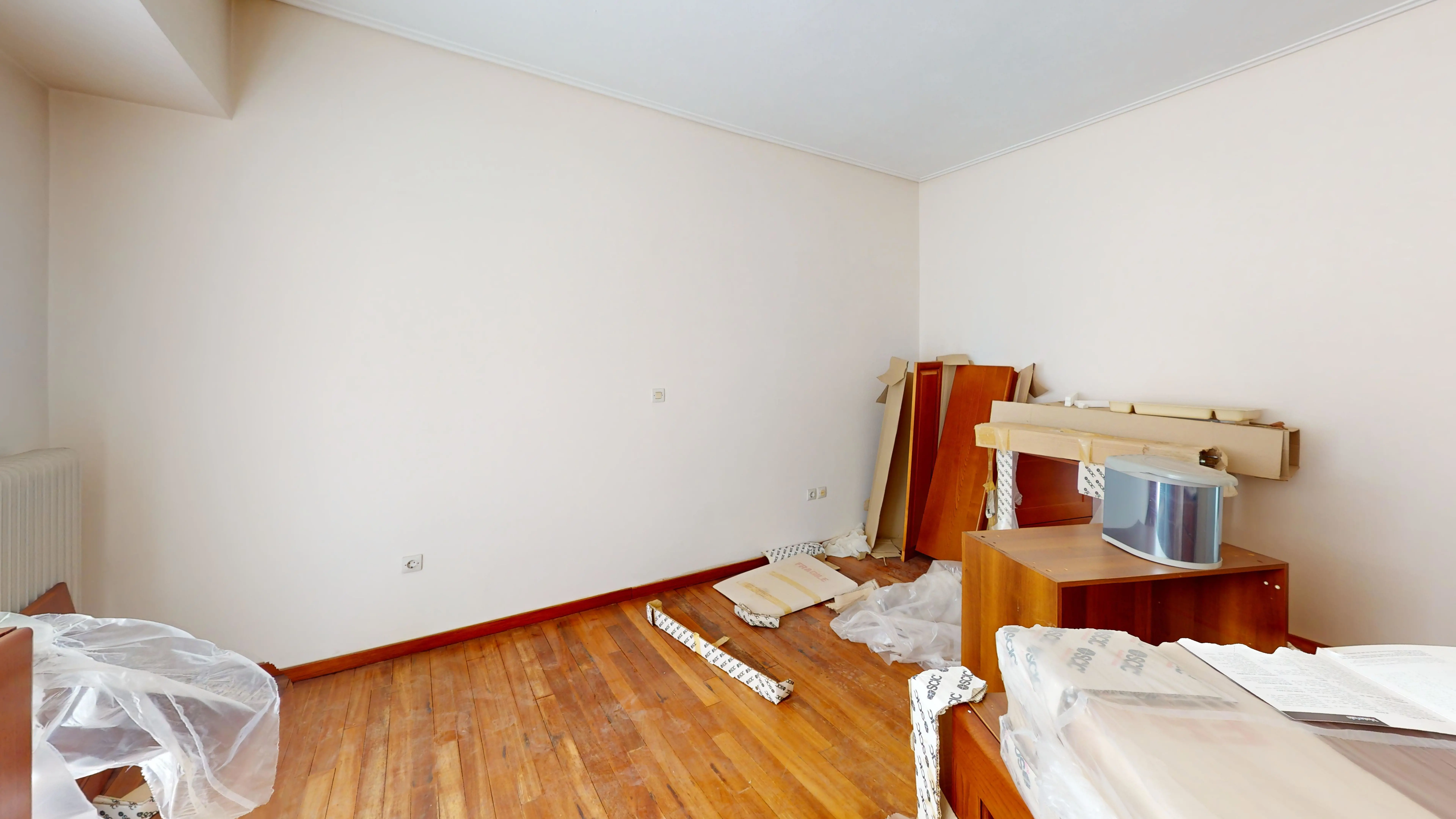 Secondary Photo of property with code 00000718