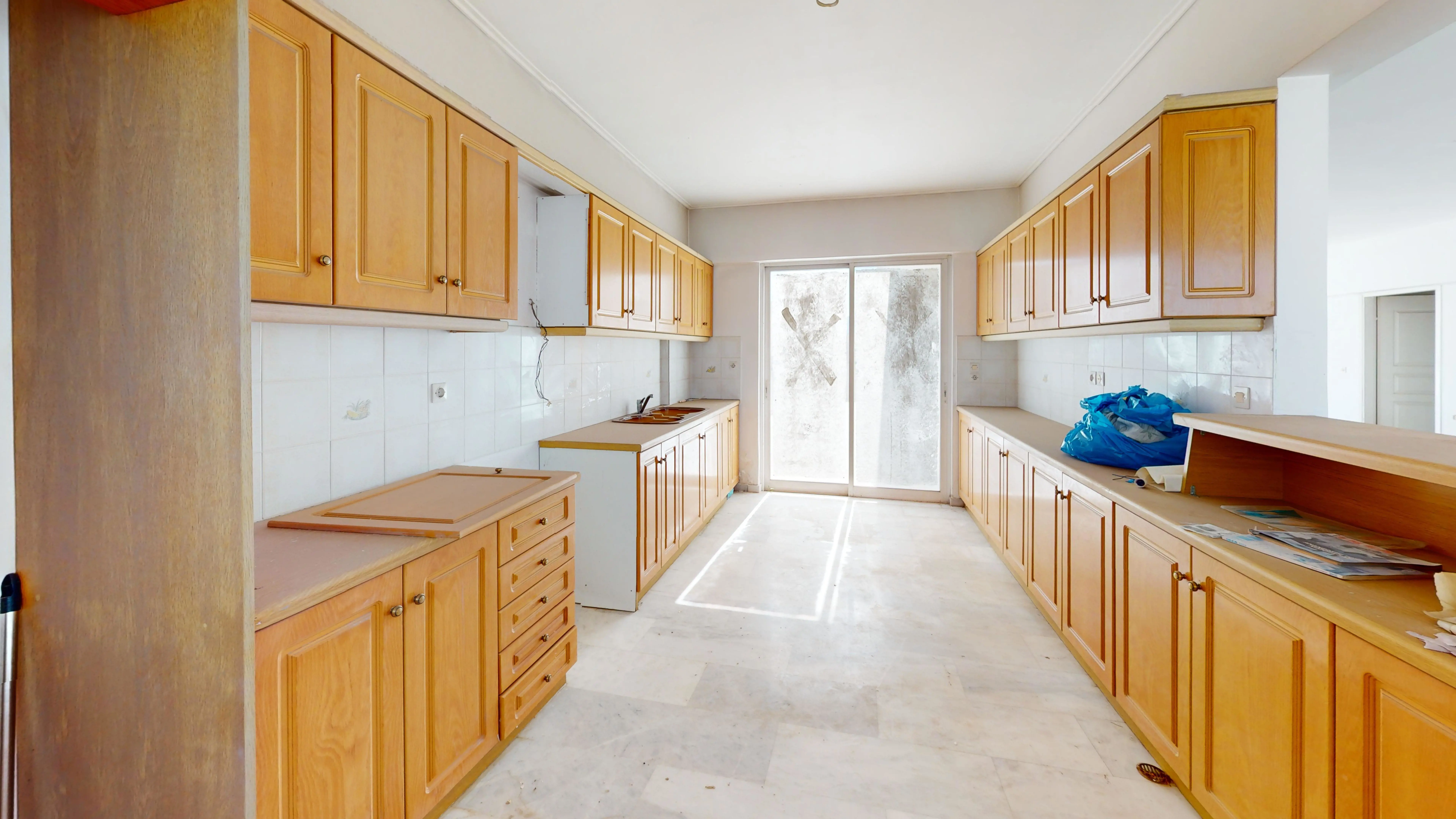 Secondary Photo of property with code 00000718