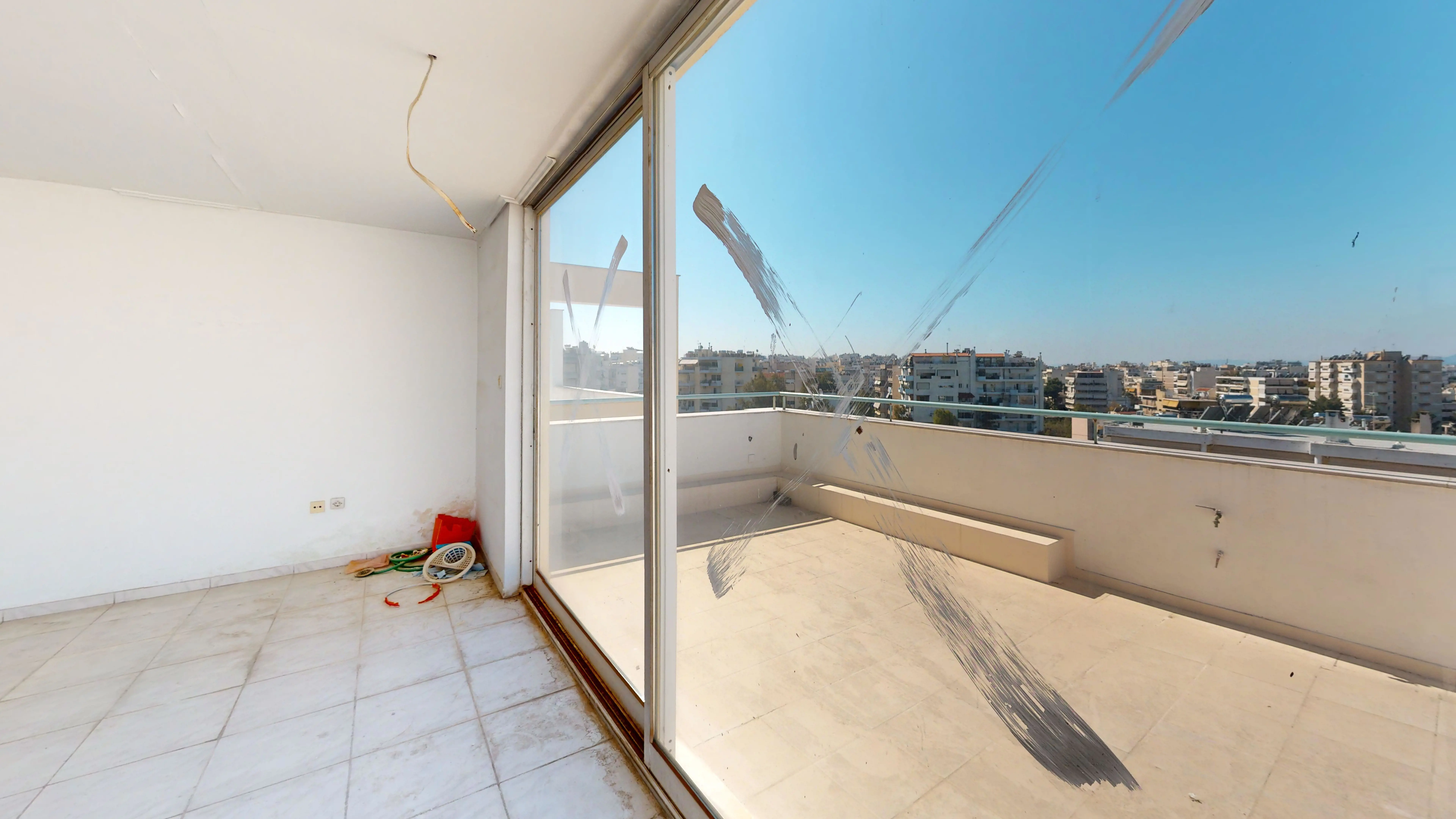 Secondary Photo of property with code 00000718