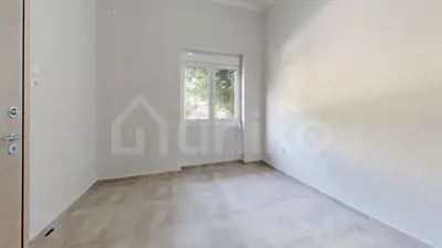 Secondary Photo of property with code 00000772