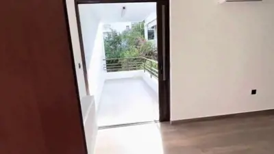 Secondary Photo of property with code 00000803