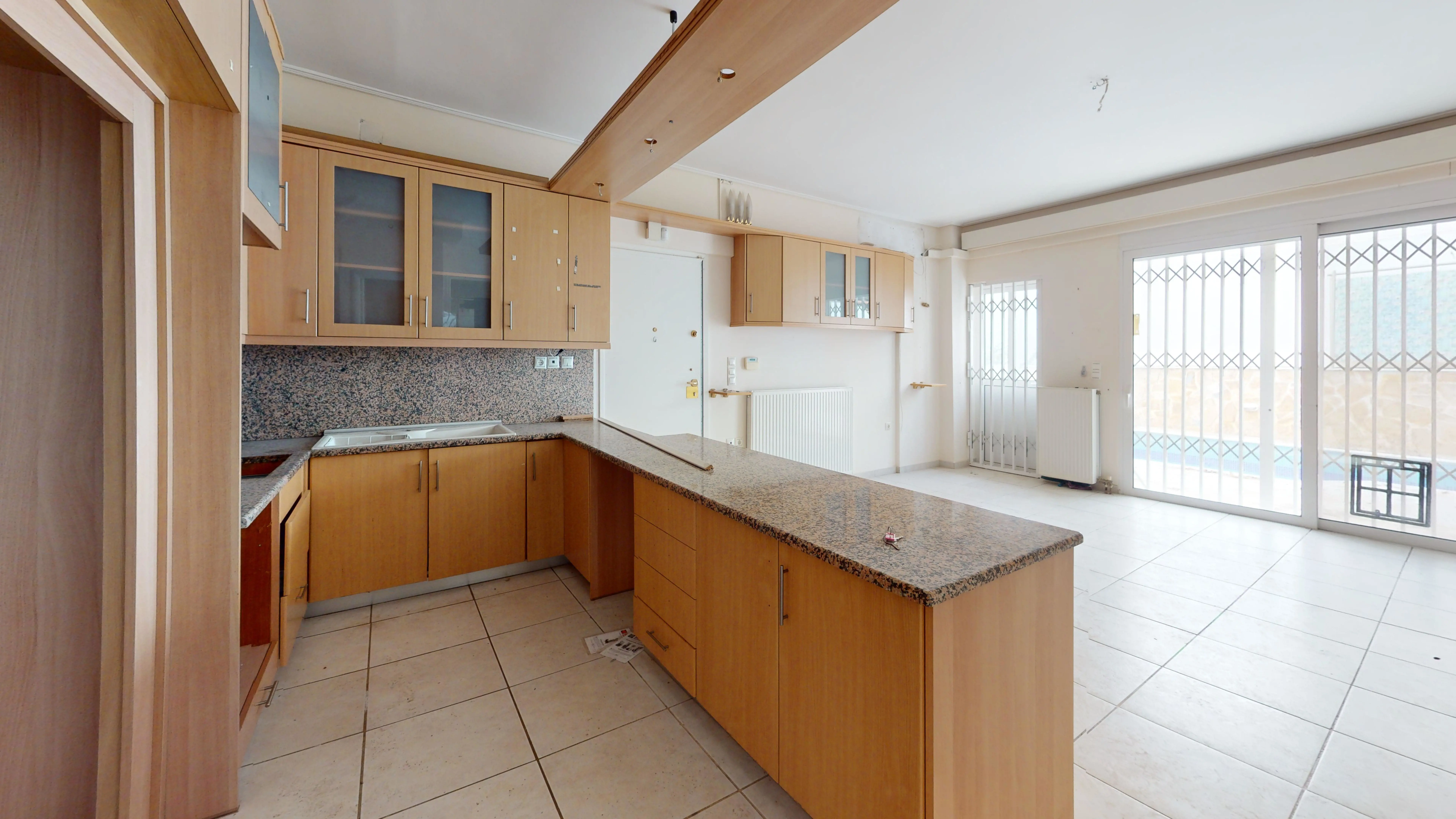 Secondary Photo of property with code 00000810