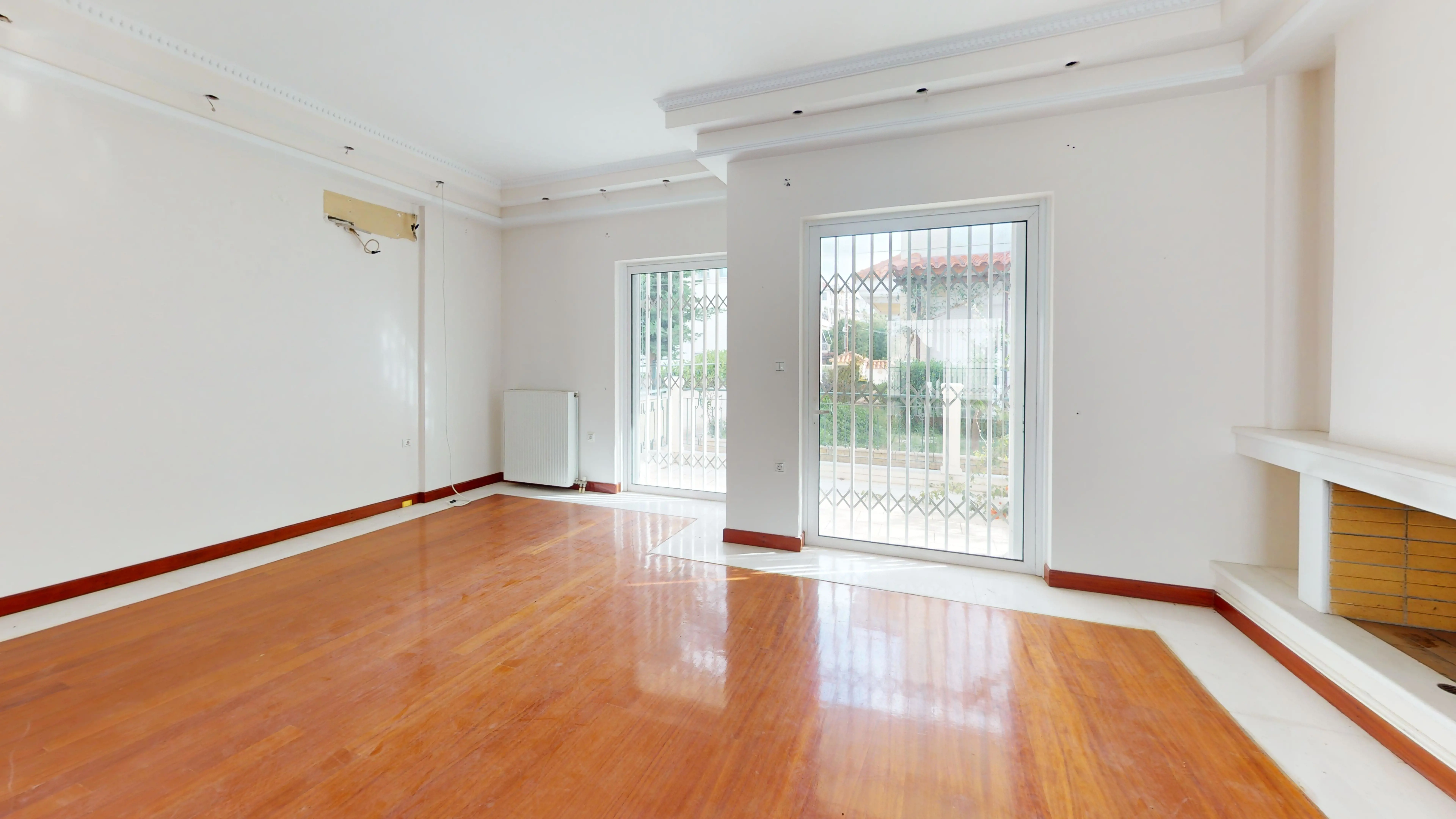 Secondary Photo of property with code 00000810