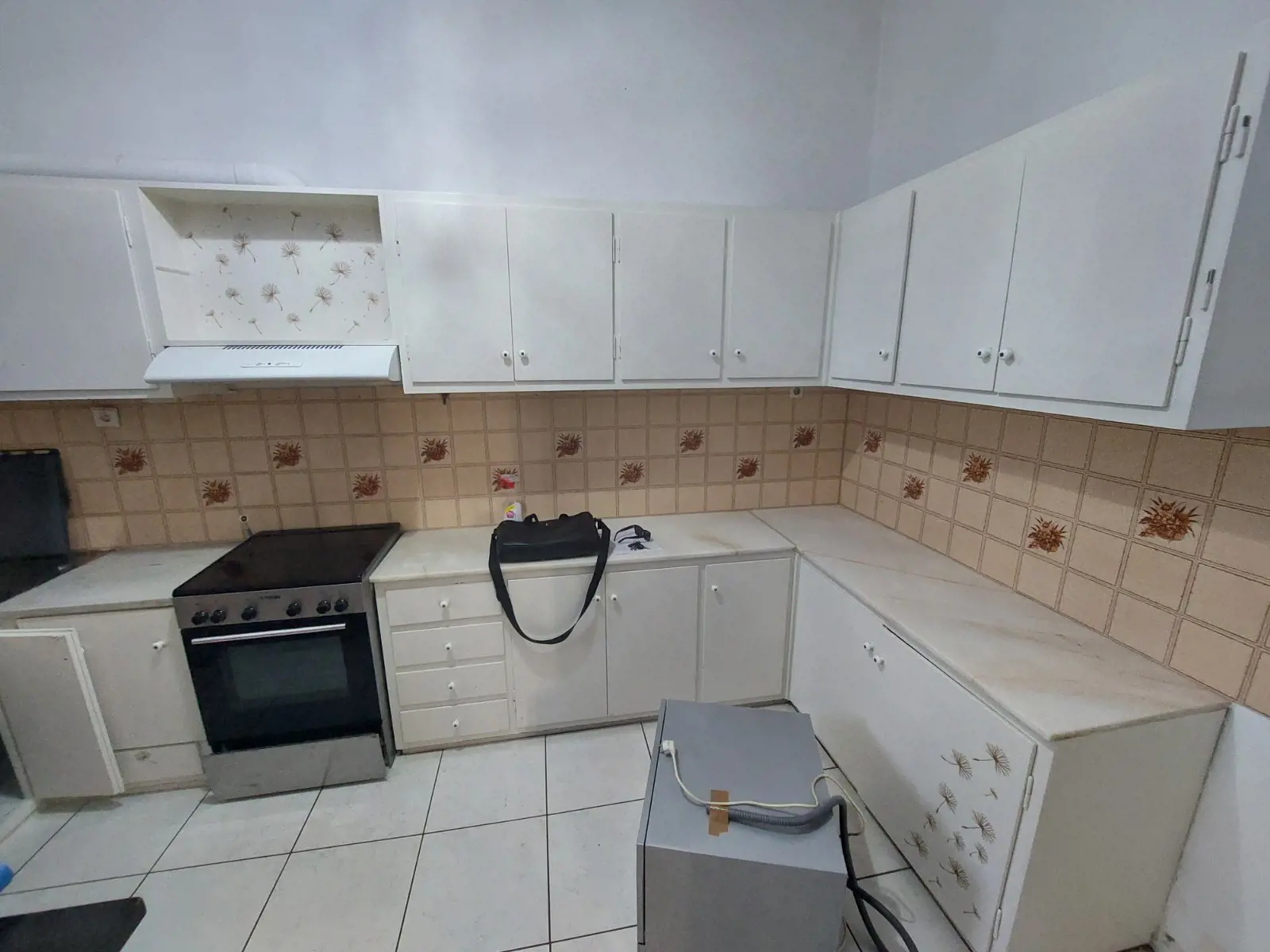 Secondary Photo of property with code 00000830