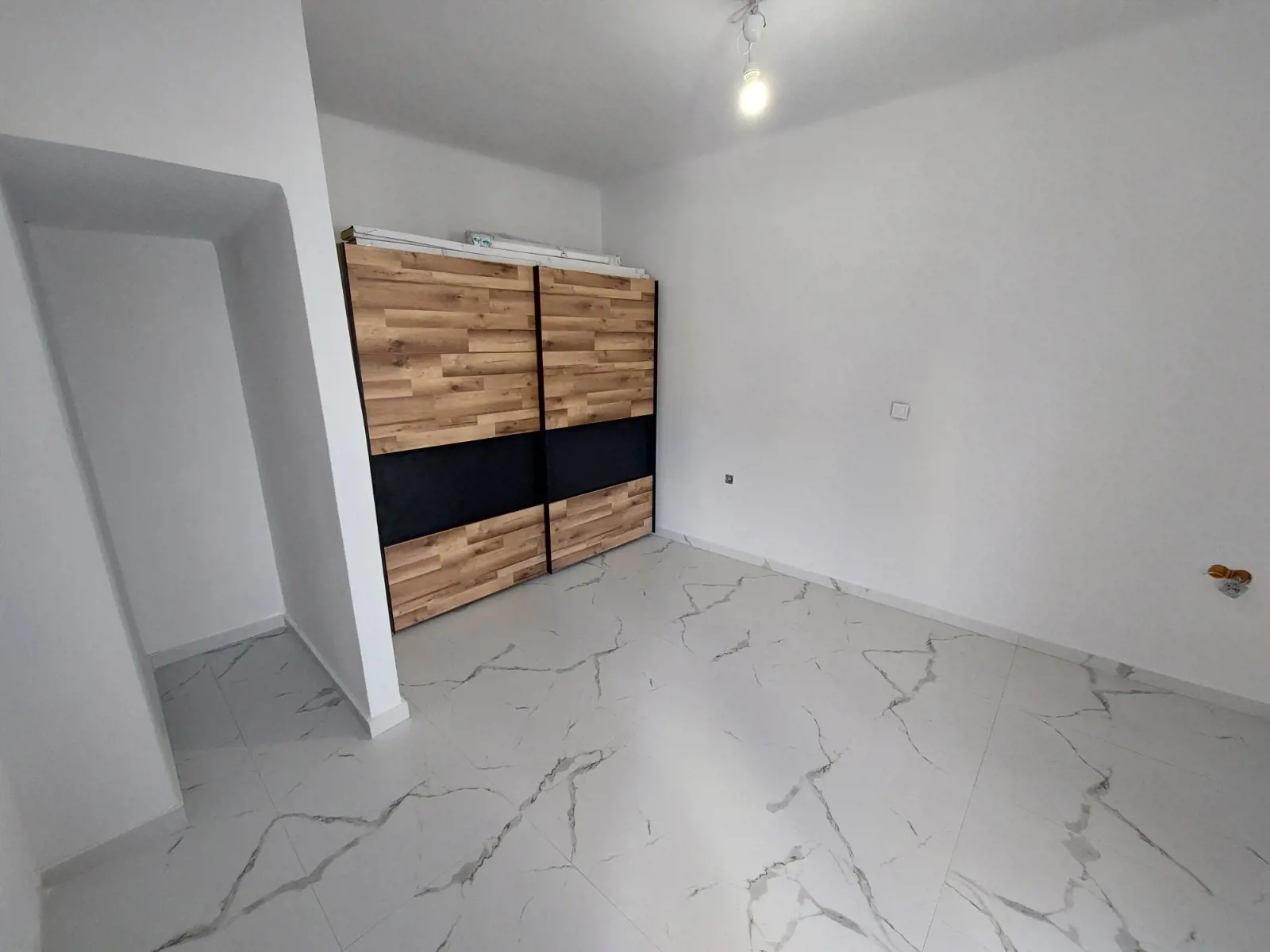 Secondary Photo of property with code 00000837