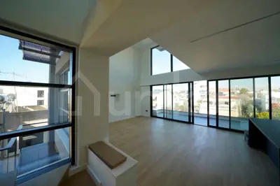 Secondary Photo of property with code 00000934