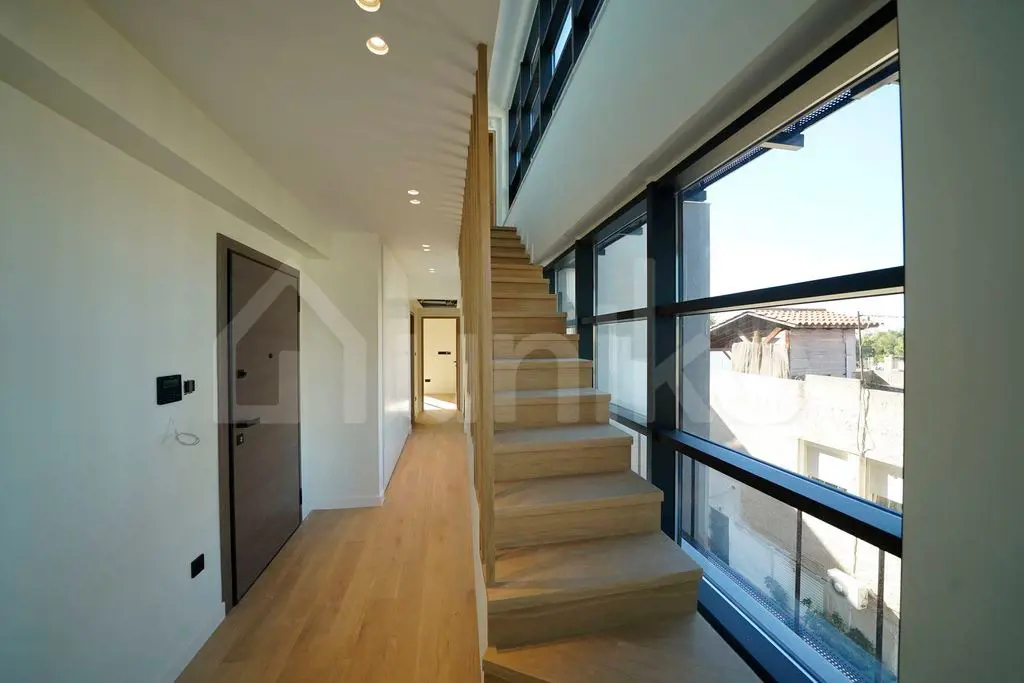 Secondary Photo of property with code 00000934