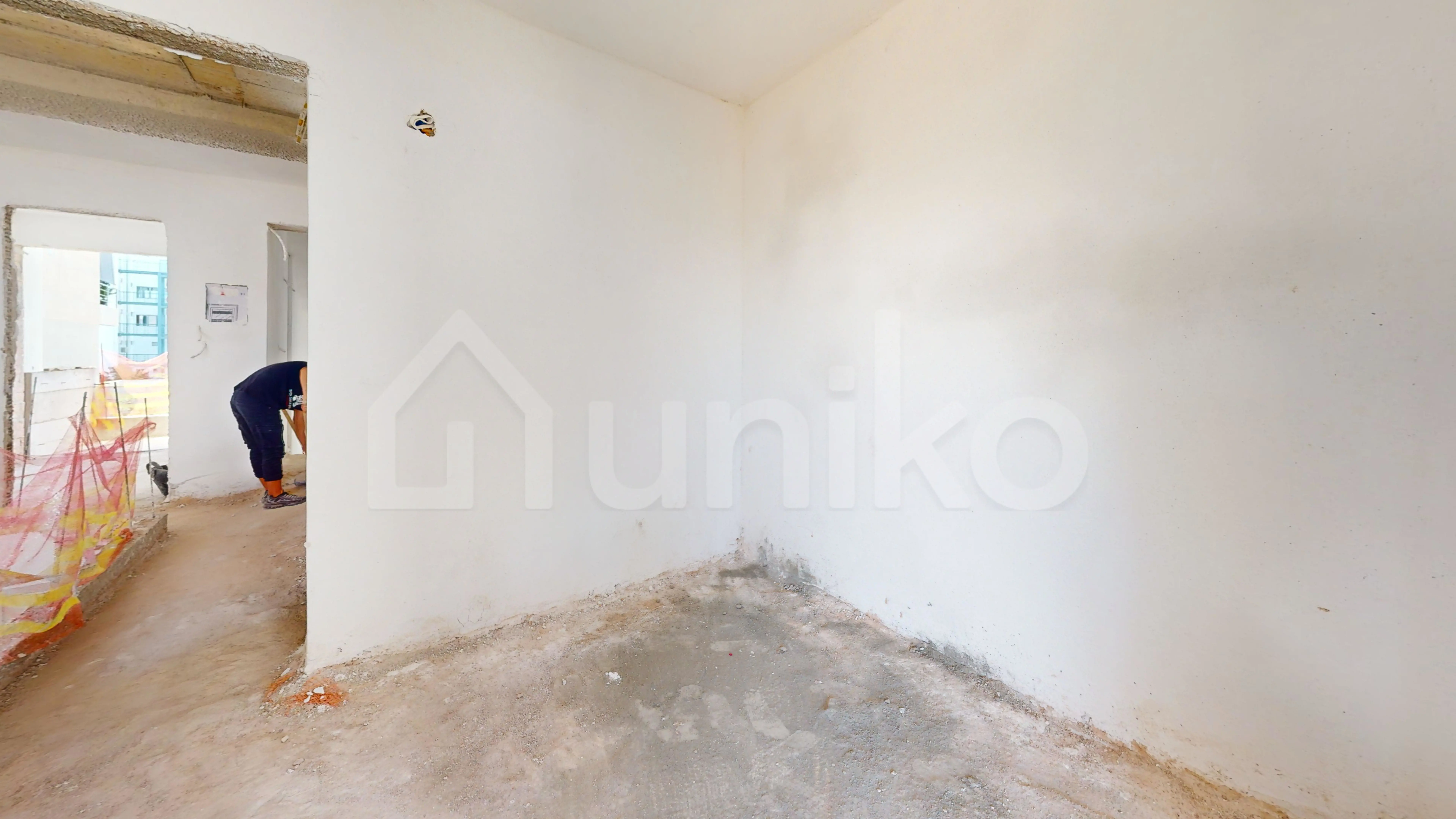 Secondary Photo of property with code 00000948