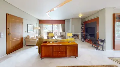 Secondary Photo of property with code 00000951