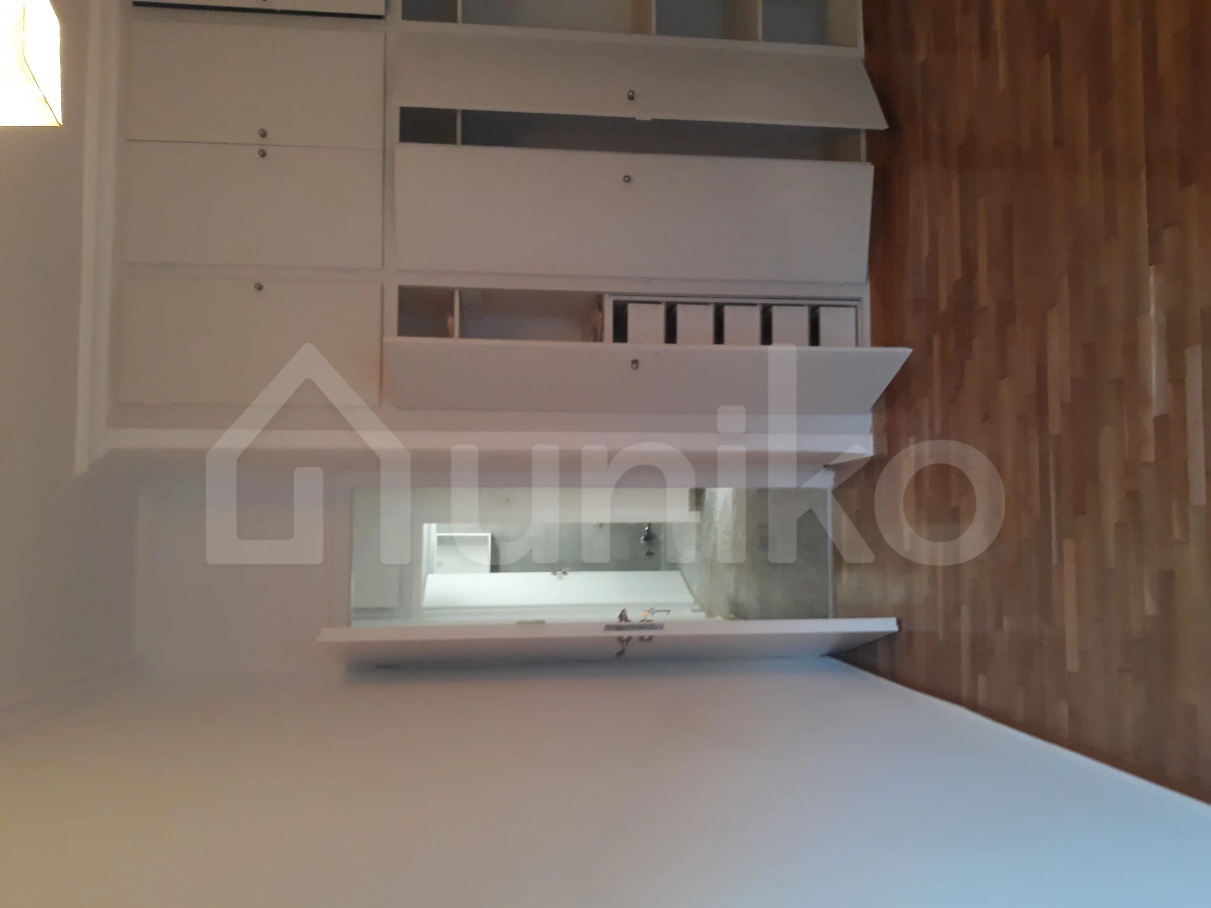 Secondary Photo of property with code 00000957