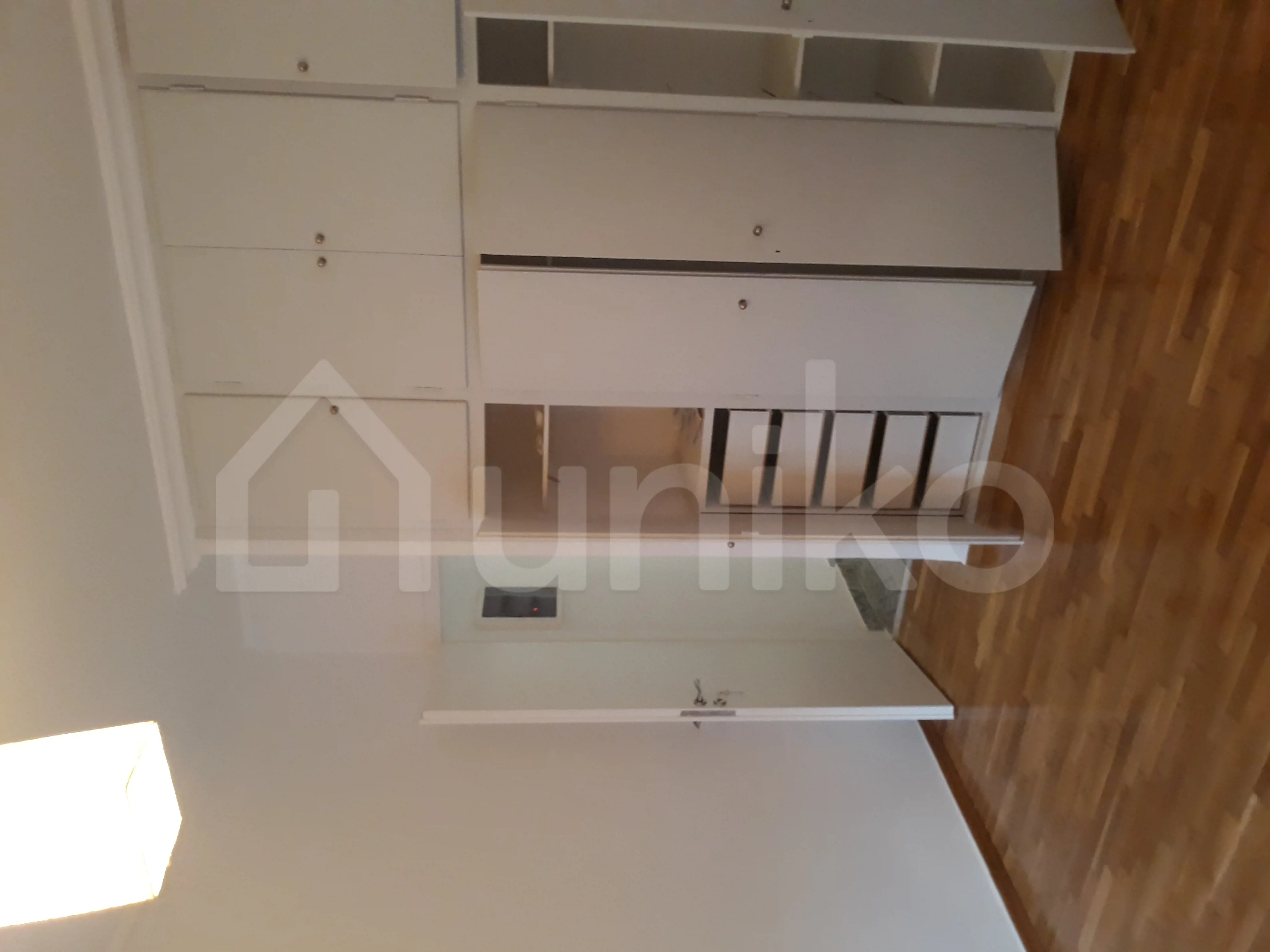 Secondary Photo of property with code 00000957