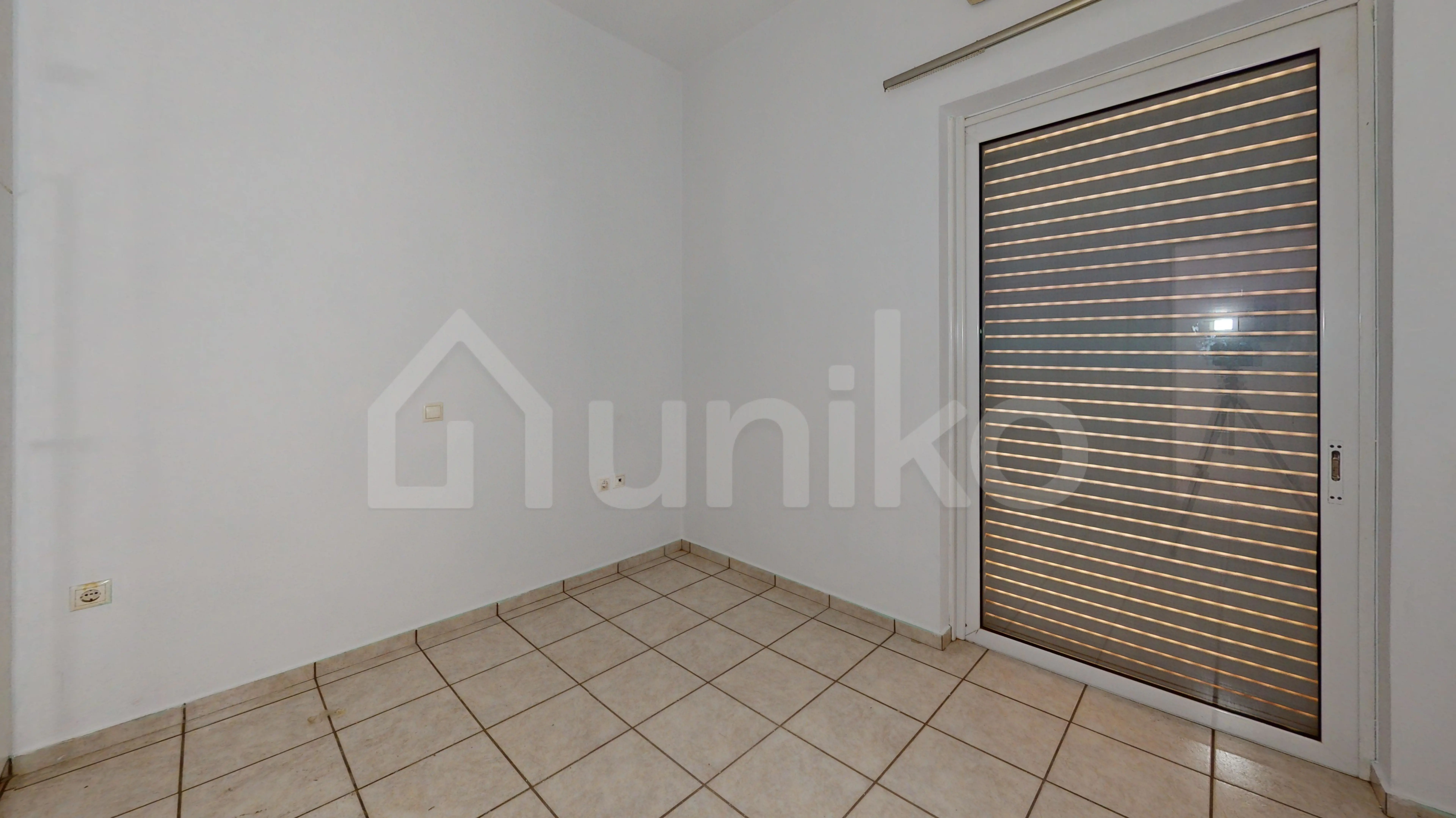 Secondary Photo of property with code 00000974