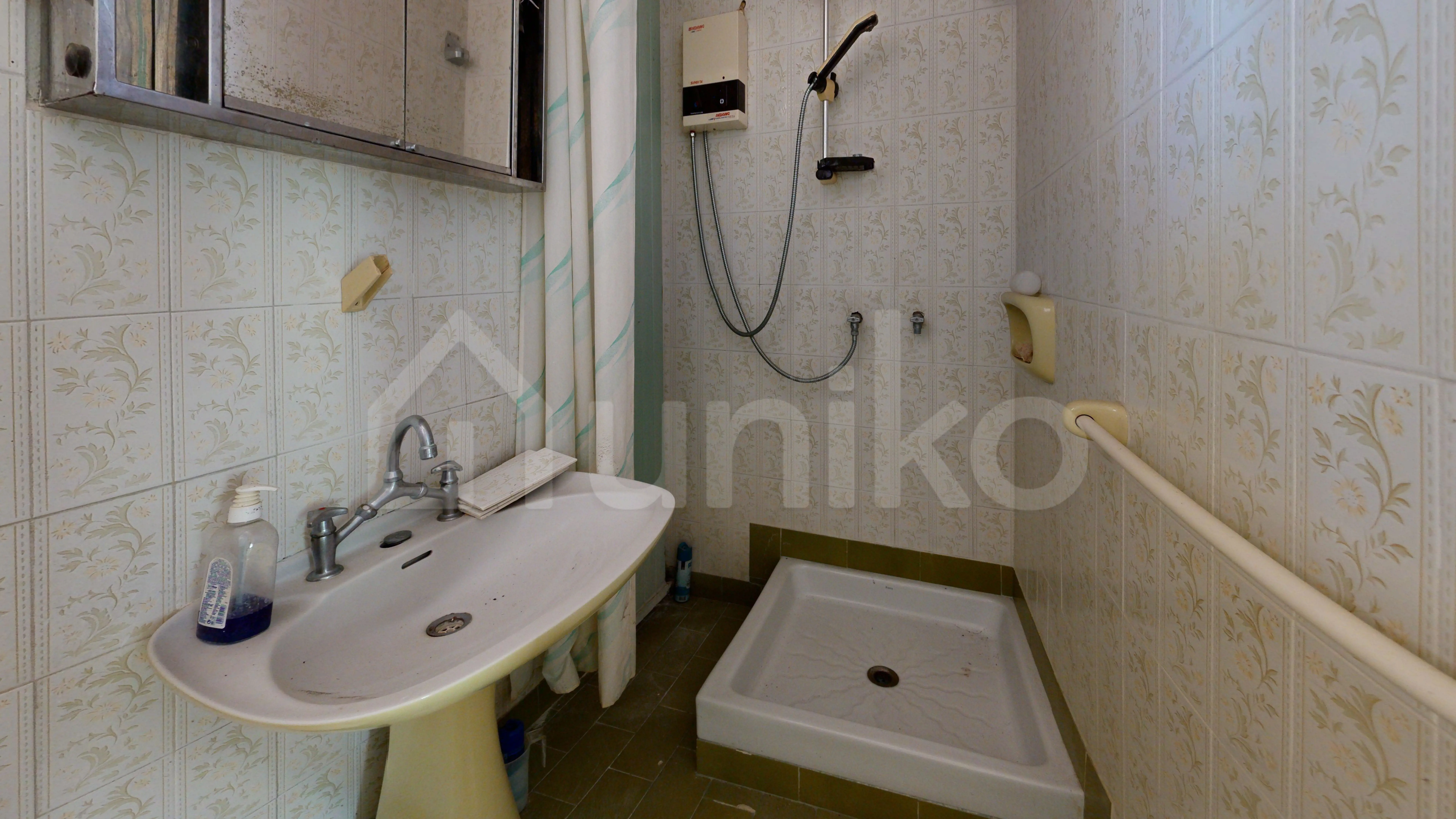 Secondary Photo of property with code 00001139