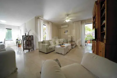 Secondary Photo of property with code 00001232