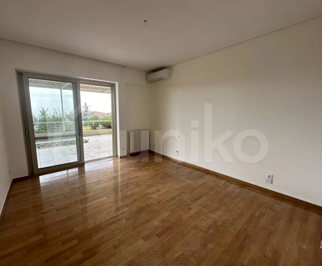 Secondary Photo of property with code 00001280