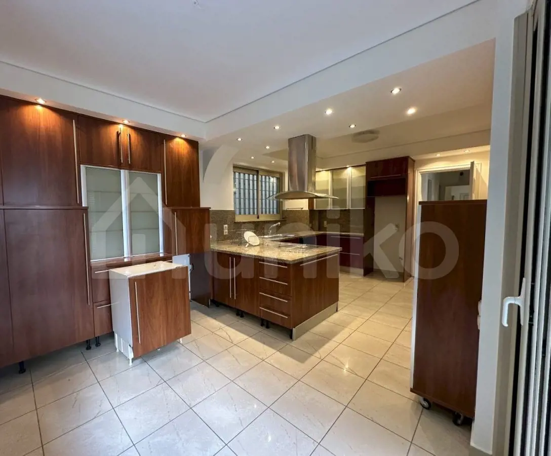 Secondary Photo of property with code 00001280