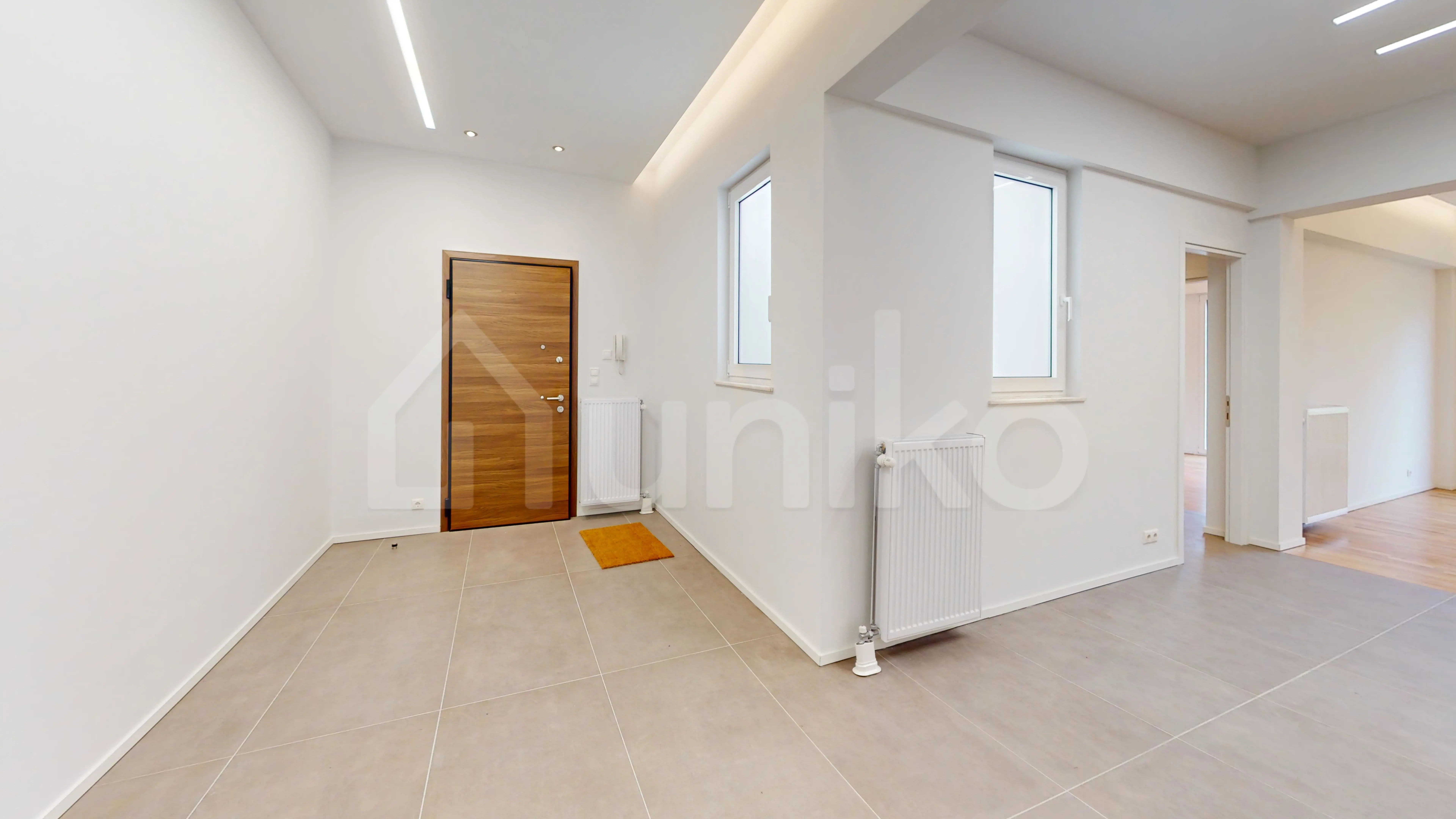 Secondary Photo of property with code 00001308