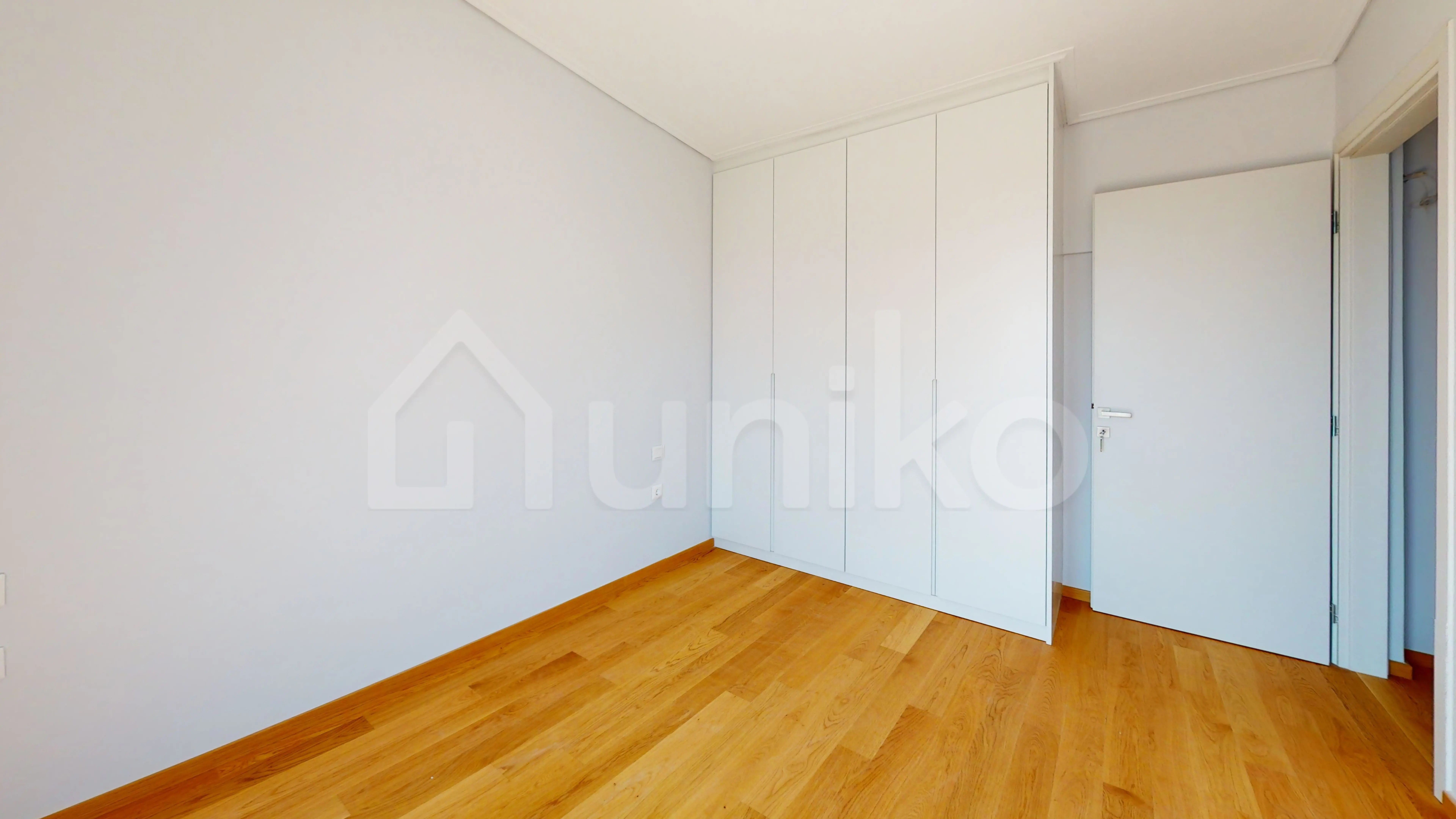 Secondary Photo of property with code 00001329