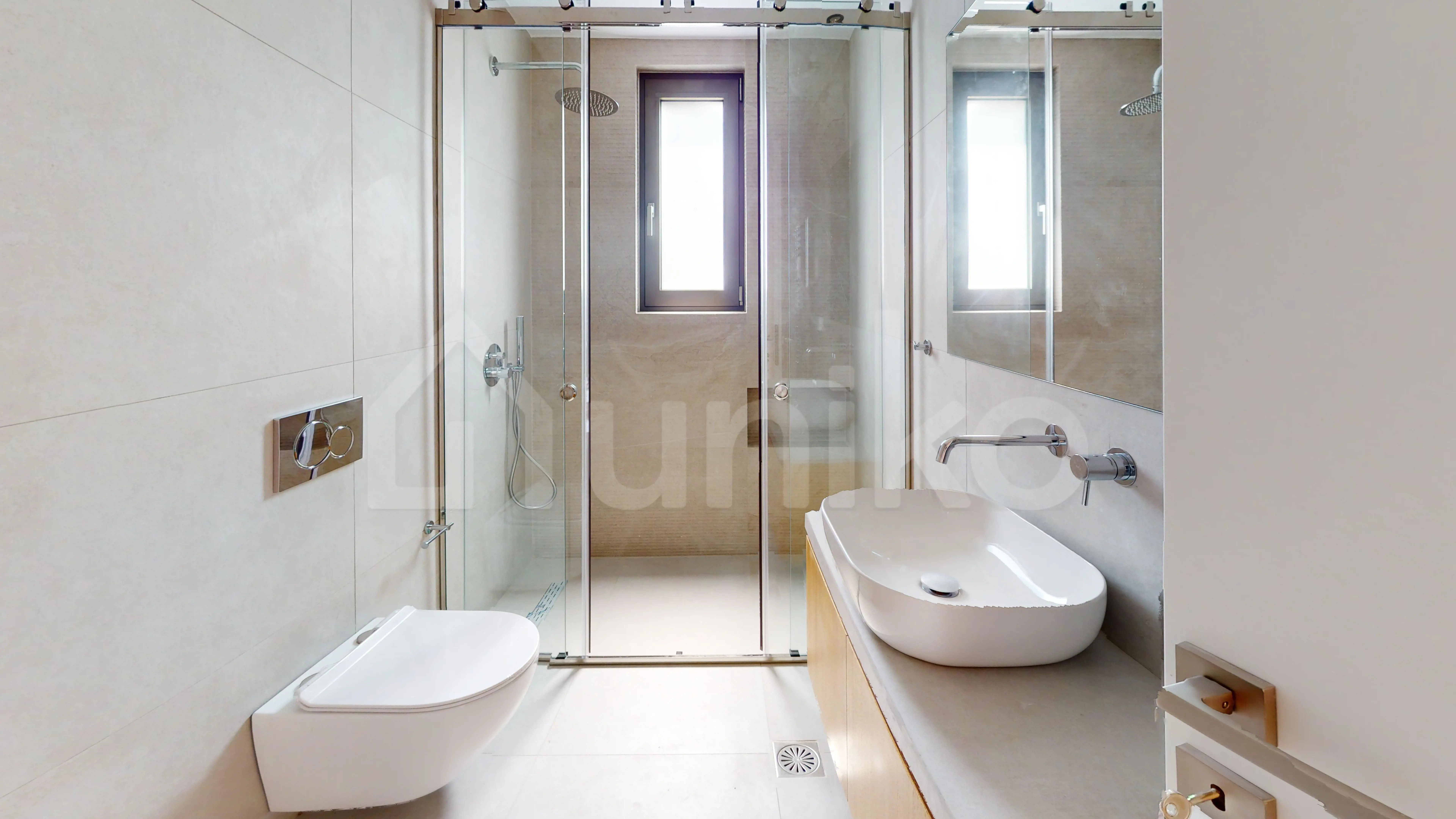 Secondary Photo of property with code 00001329