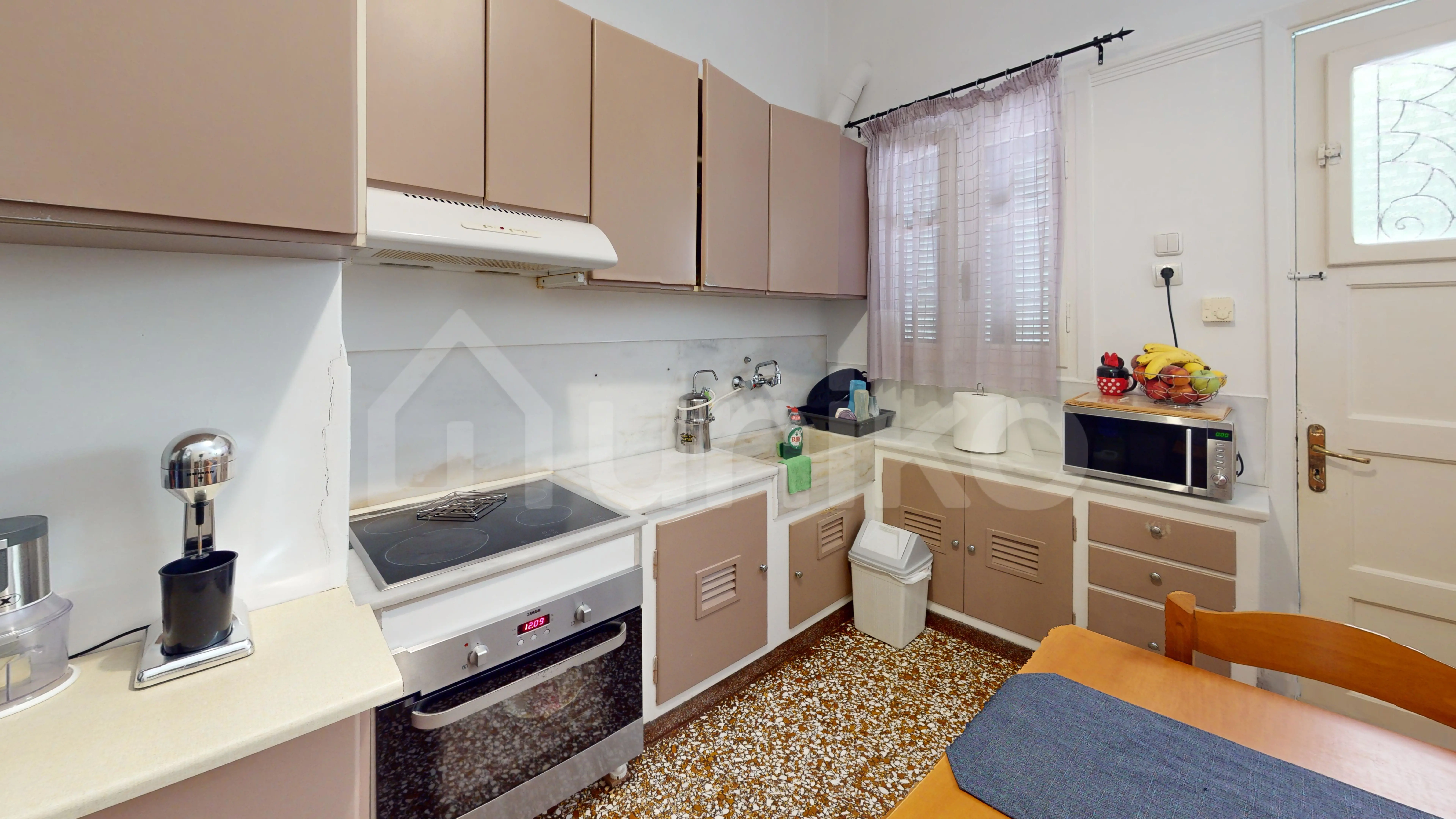 Secondary Photo of property with code 00001348