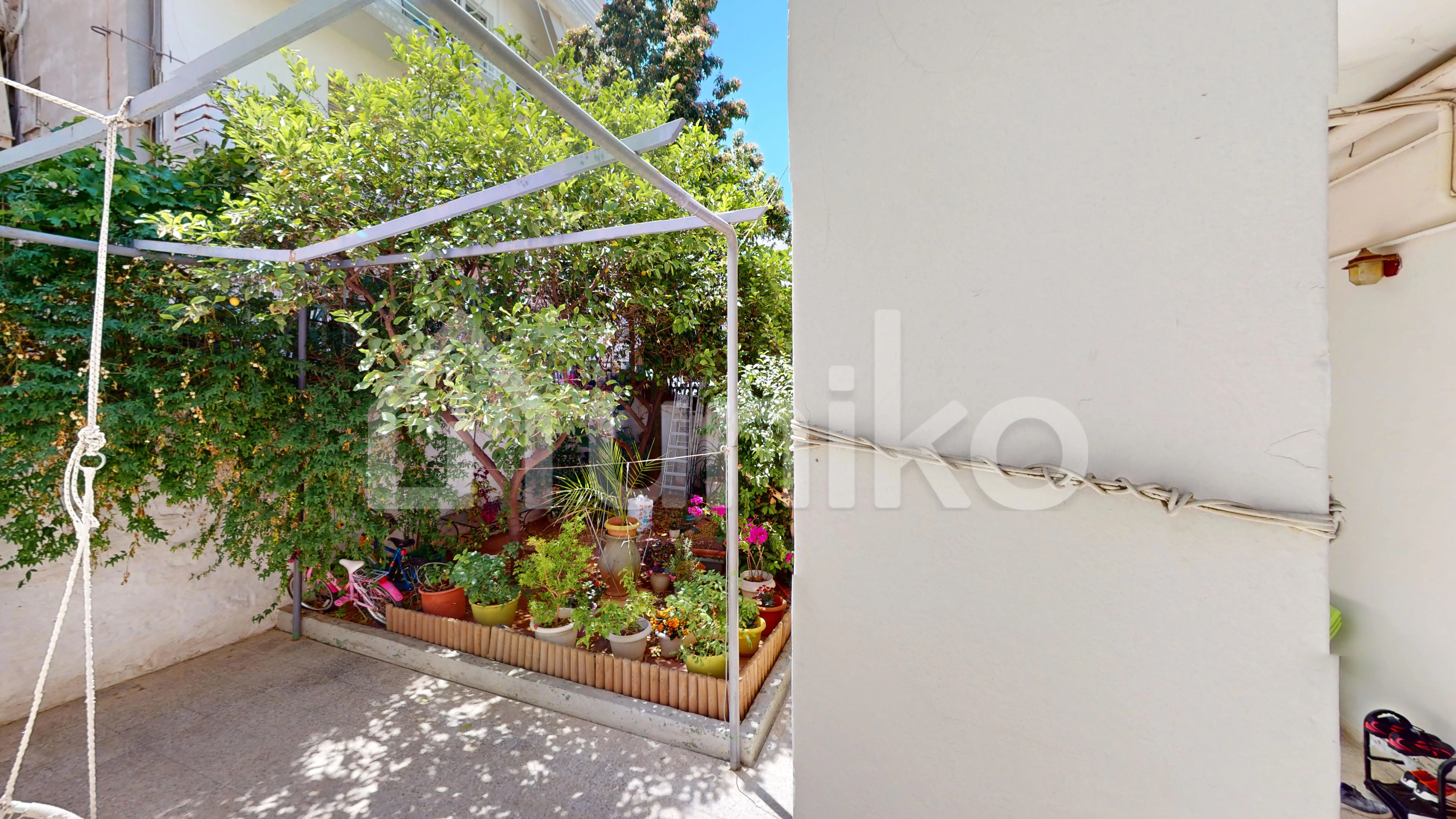 Secondary Photo of property with code 00001348