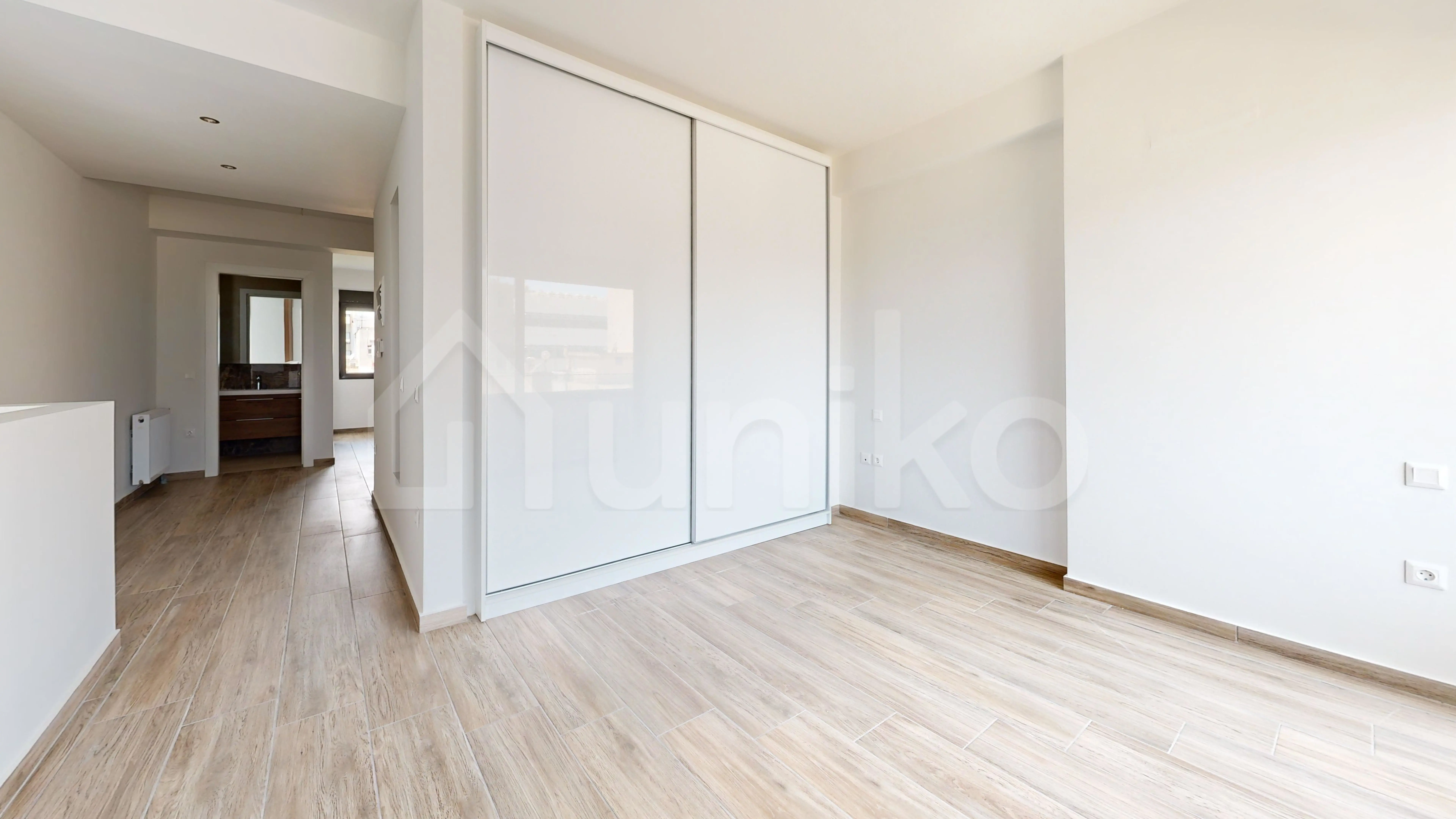 Secondary Photo of property with code 00001392