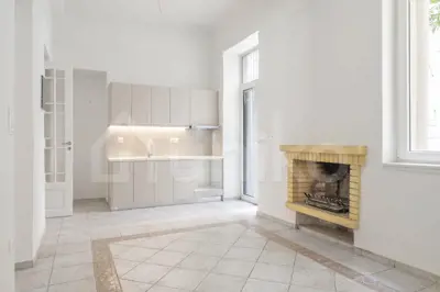 Secondary Photo of property with code 00001409