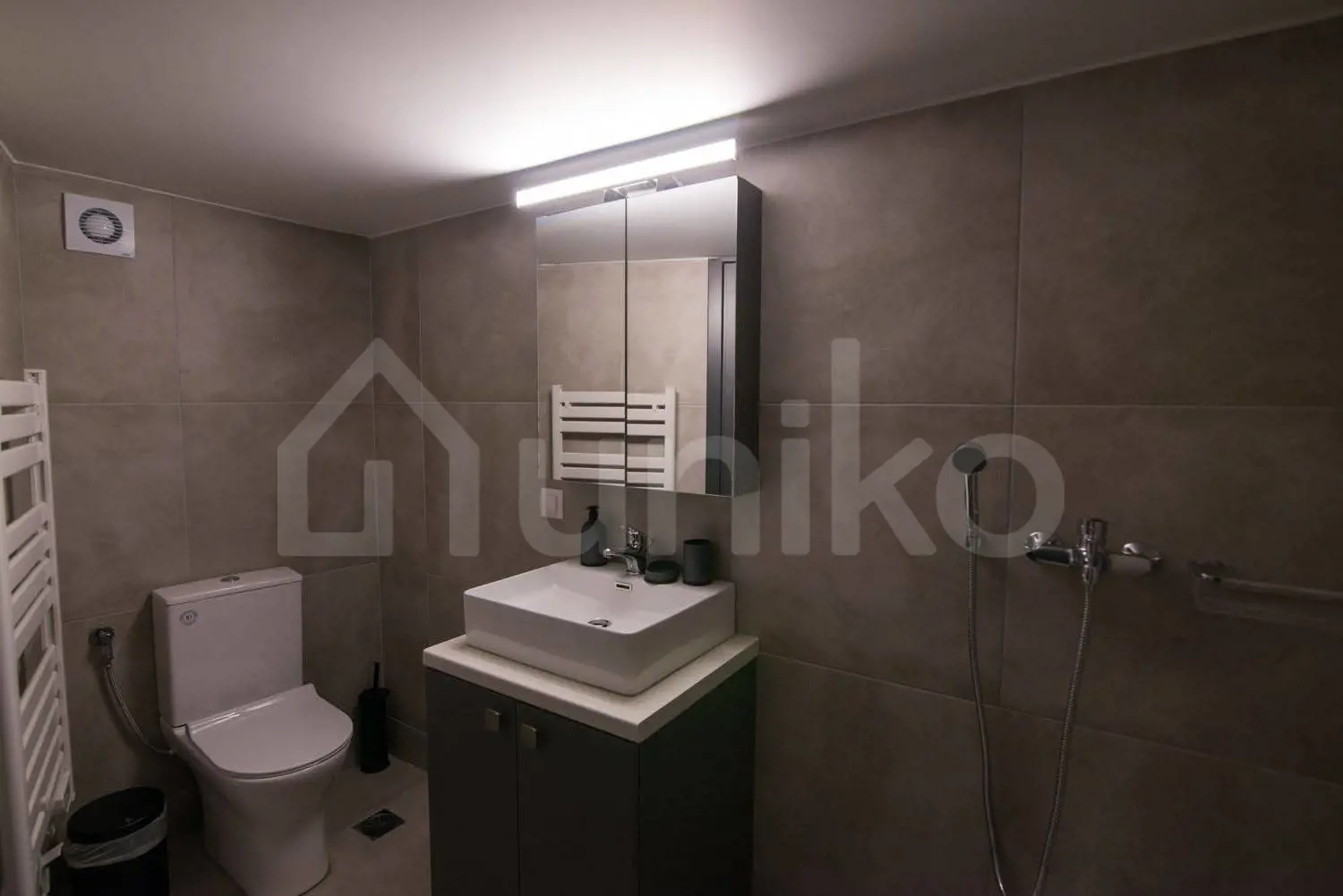 Secondary Photo of property with code 00001427