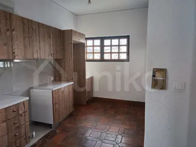 Secondary Photo of property with code 00001432