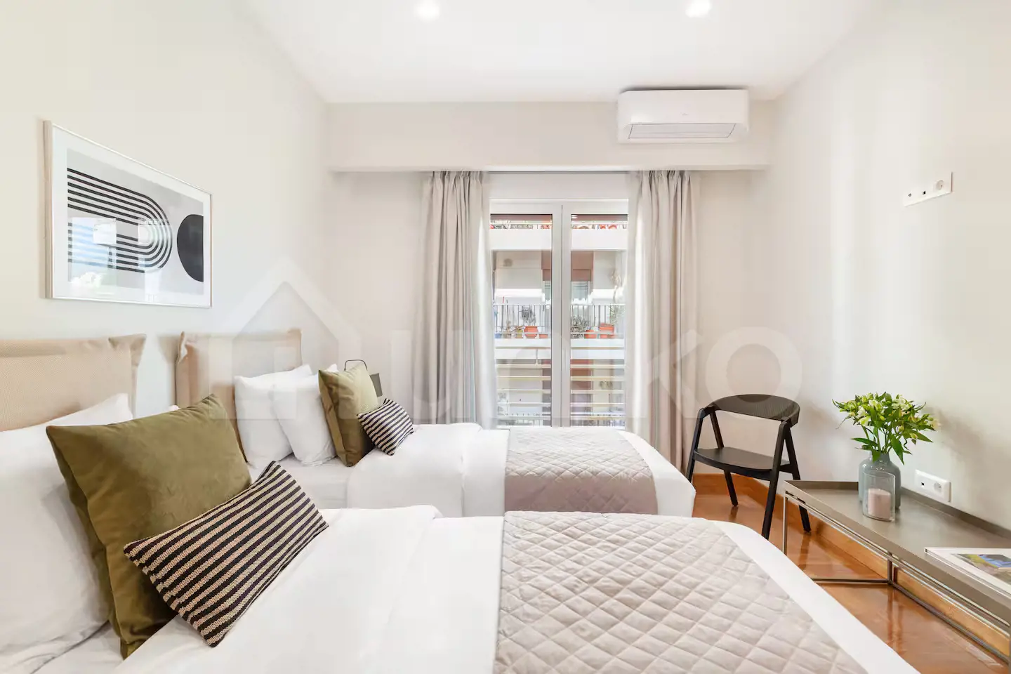 Secondary Photo of property with code 00001496