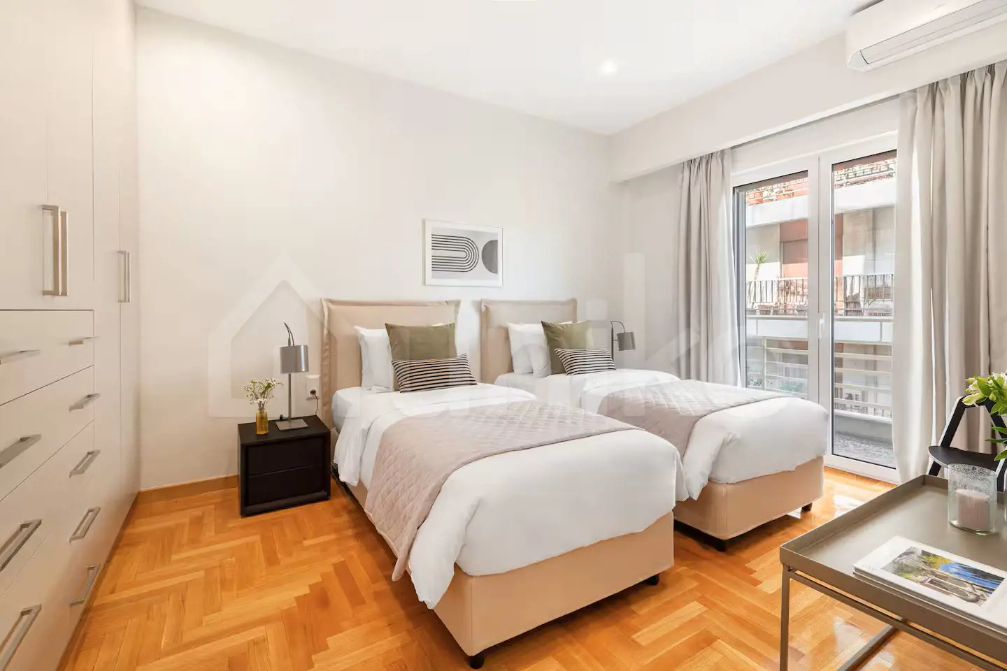 Secondary Photo of property with code 00001496