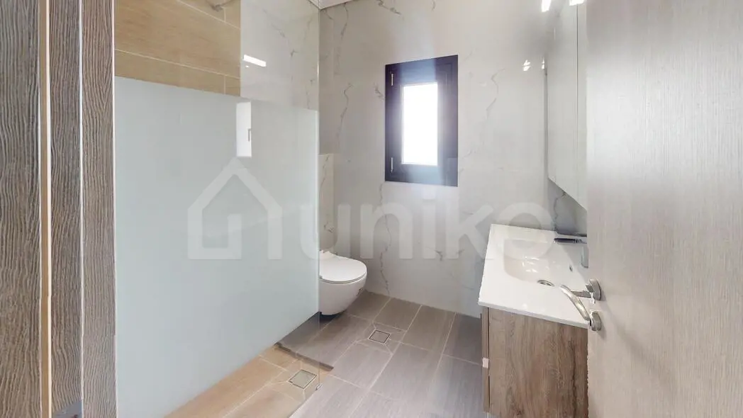 Secondary Photo of property with code 00001499