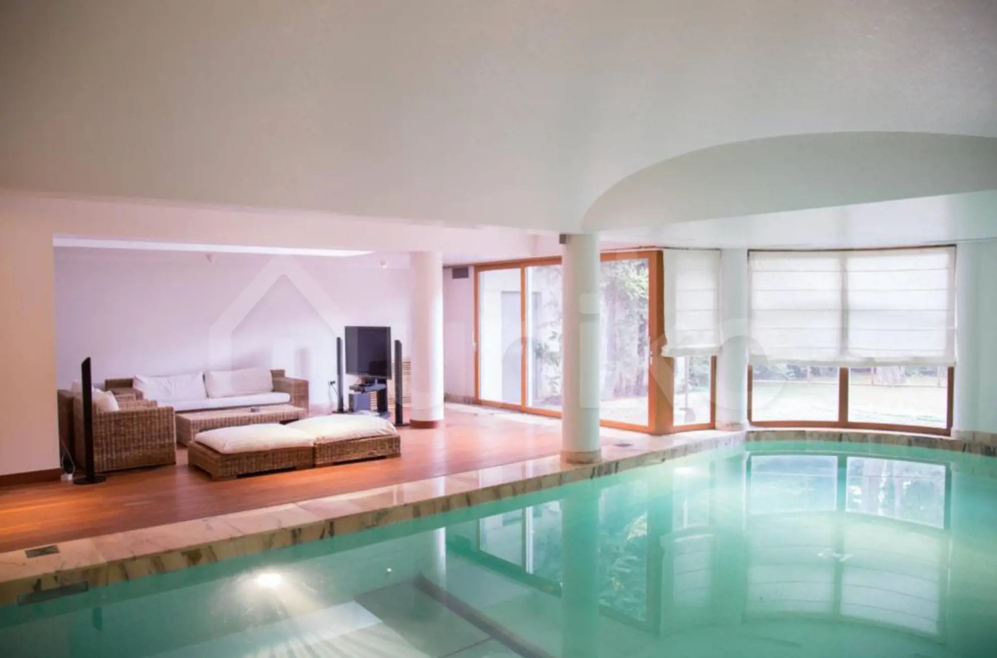 Secondary Photo of property with code 00001504