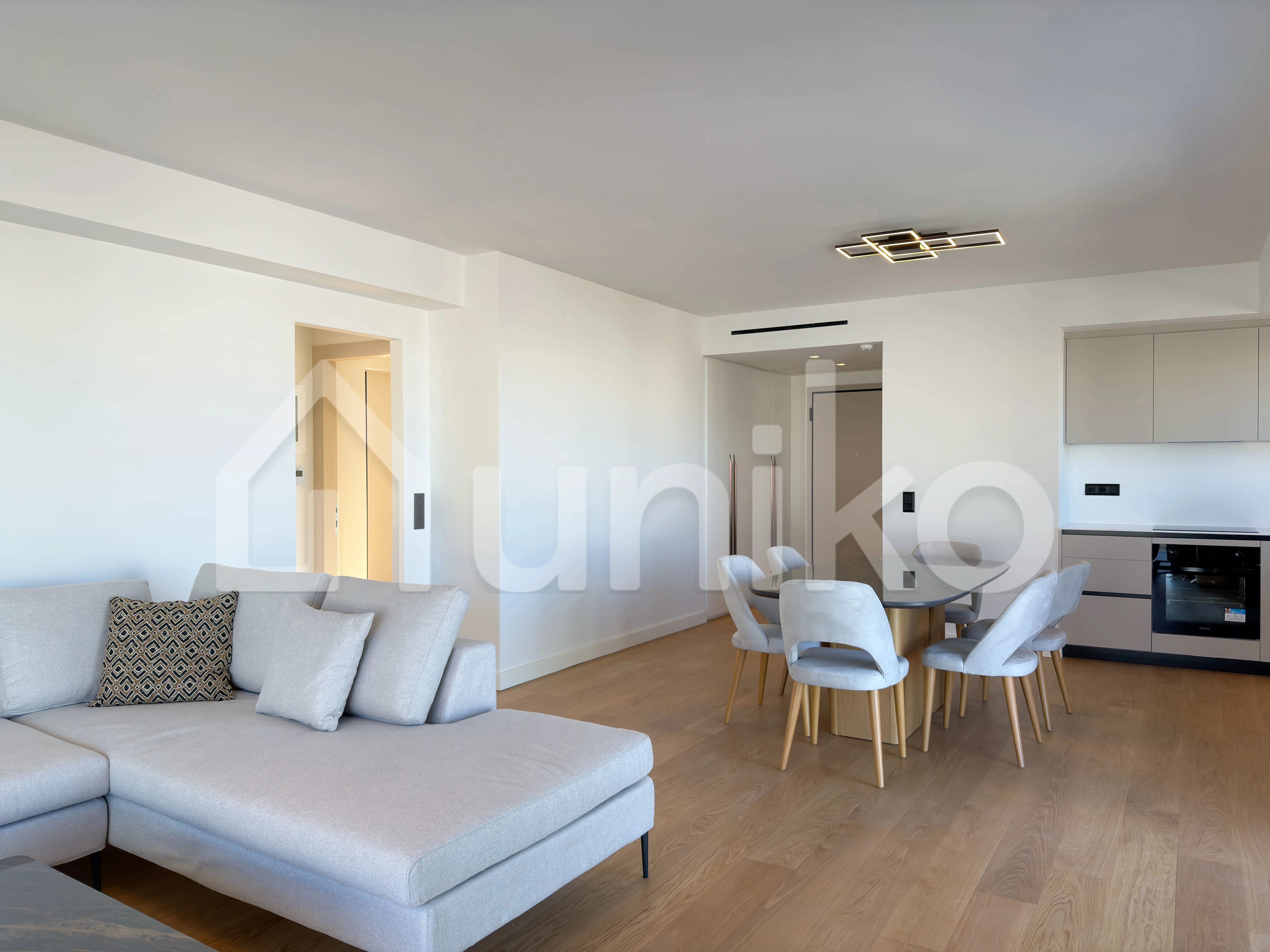 Secondary Photo of property with code 00001533