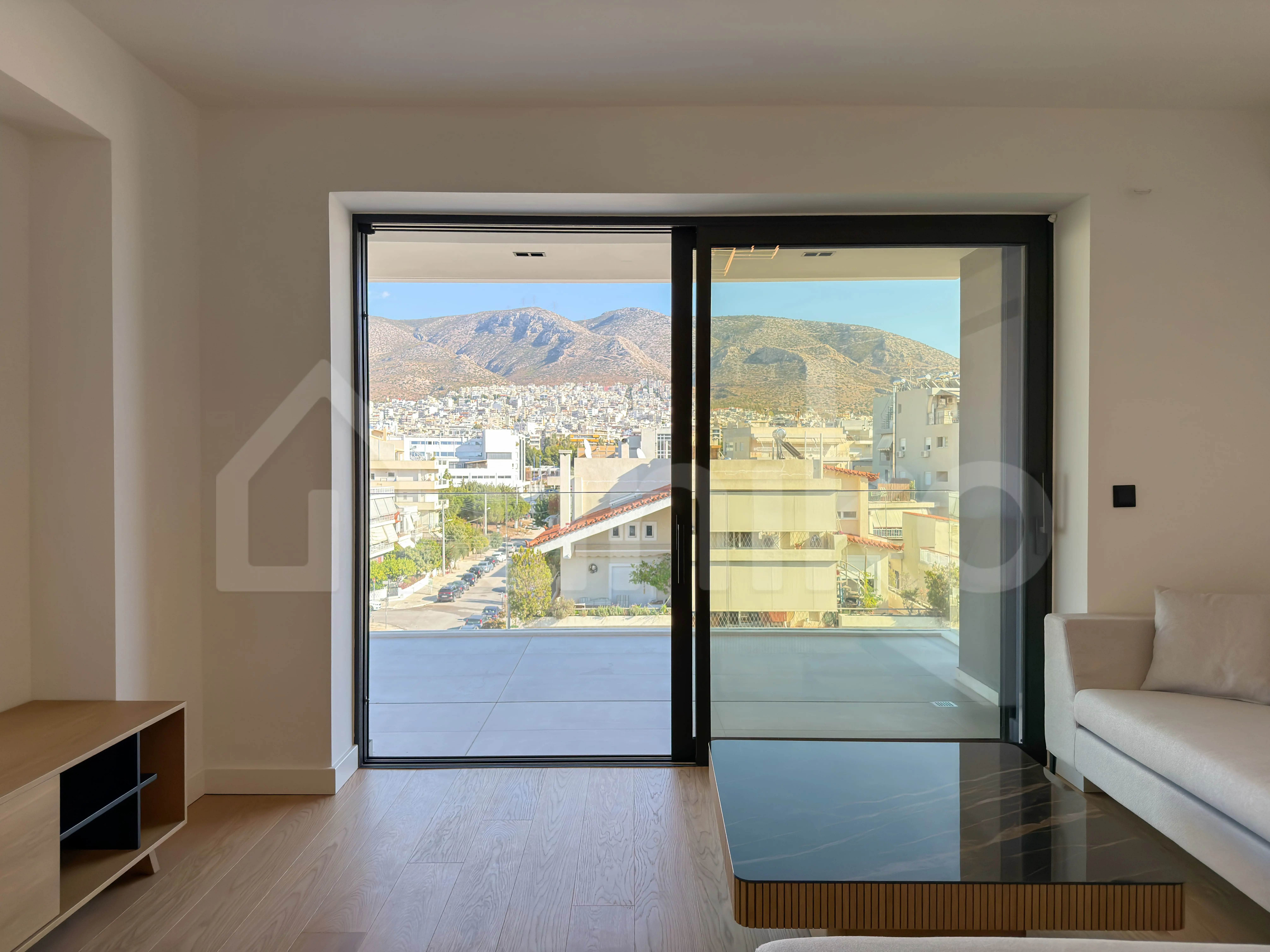 Secondary Photo of property with code 00001533