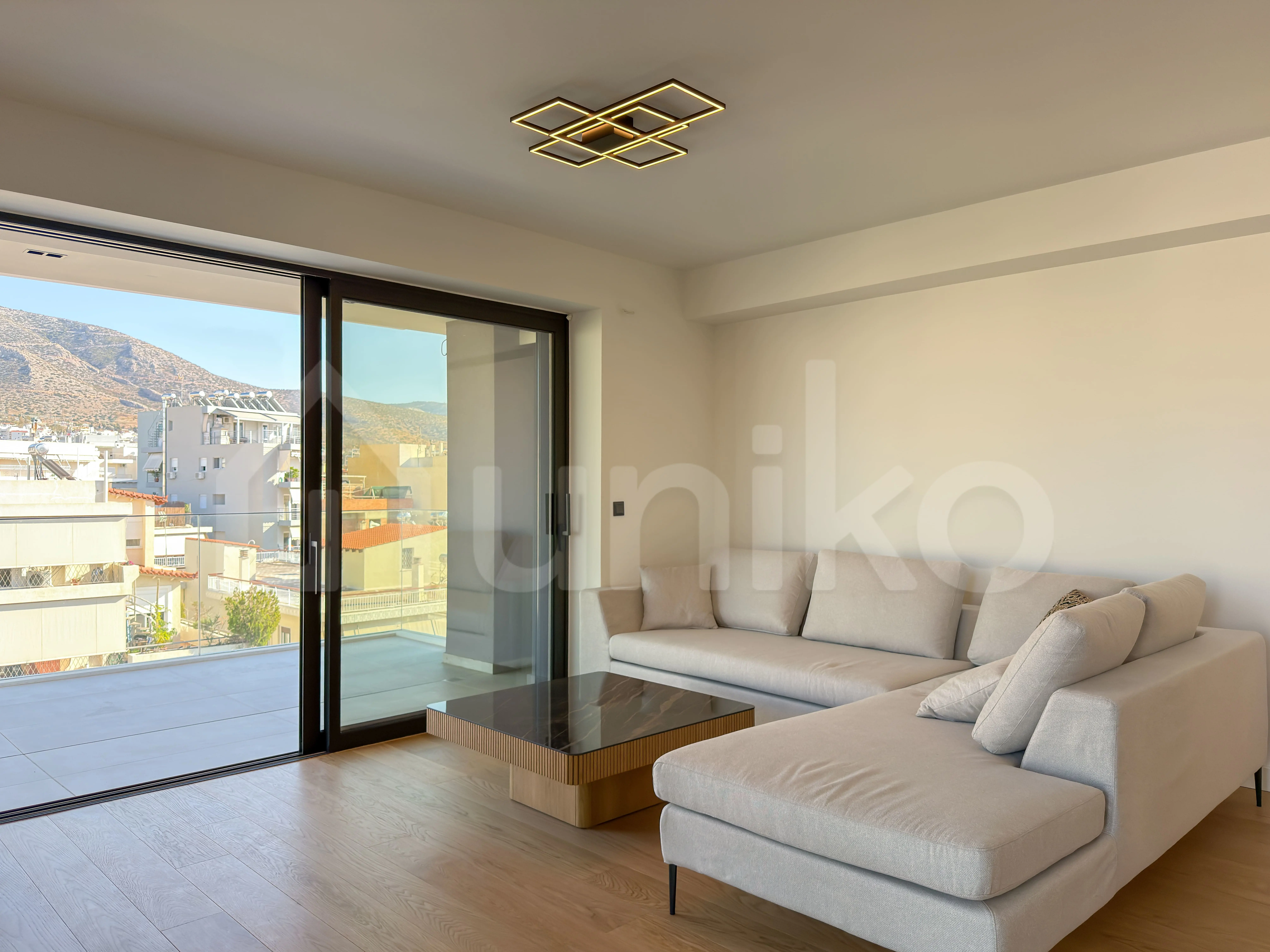 Secondary Photo of property with code 00001533