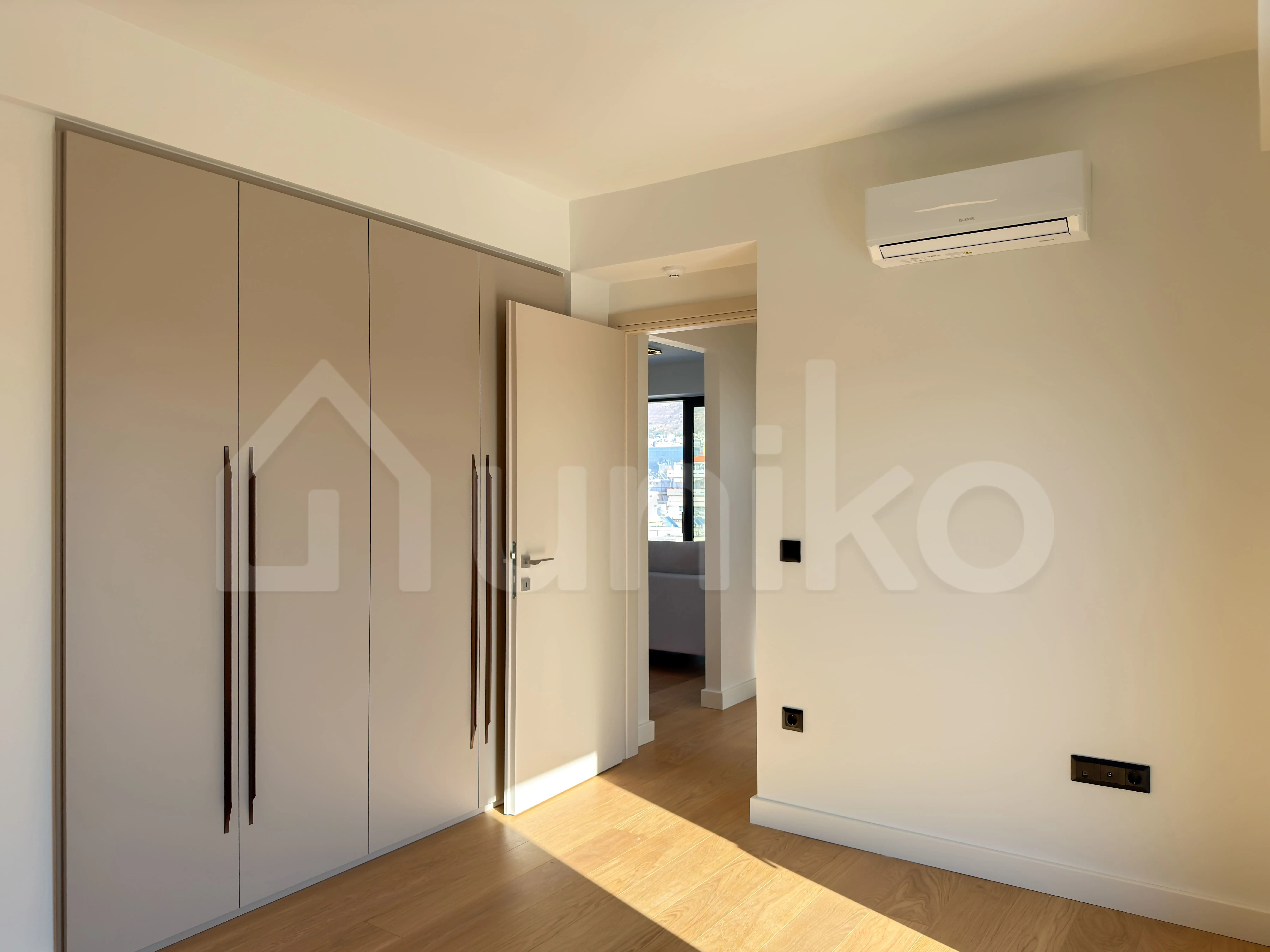 Secondary Photo of property with code 00001533