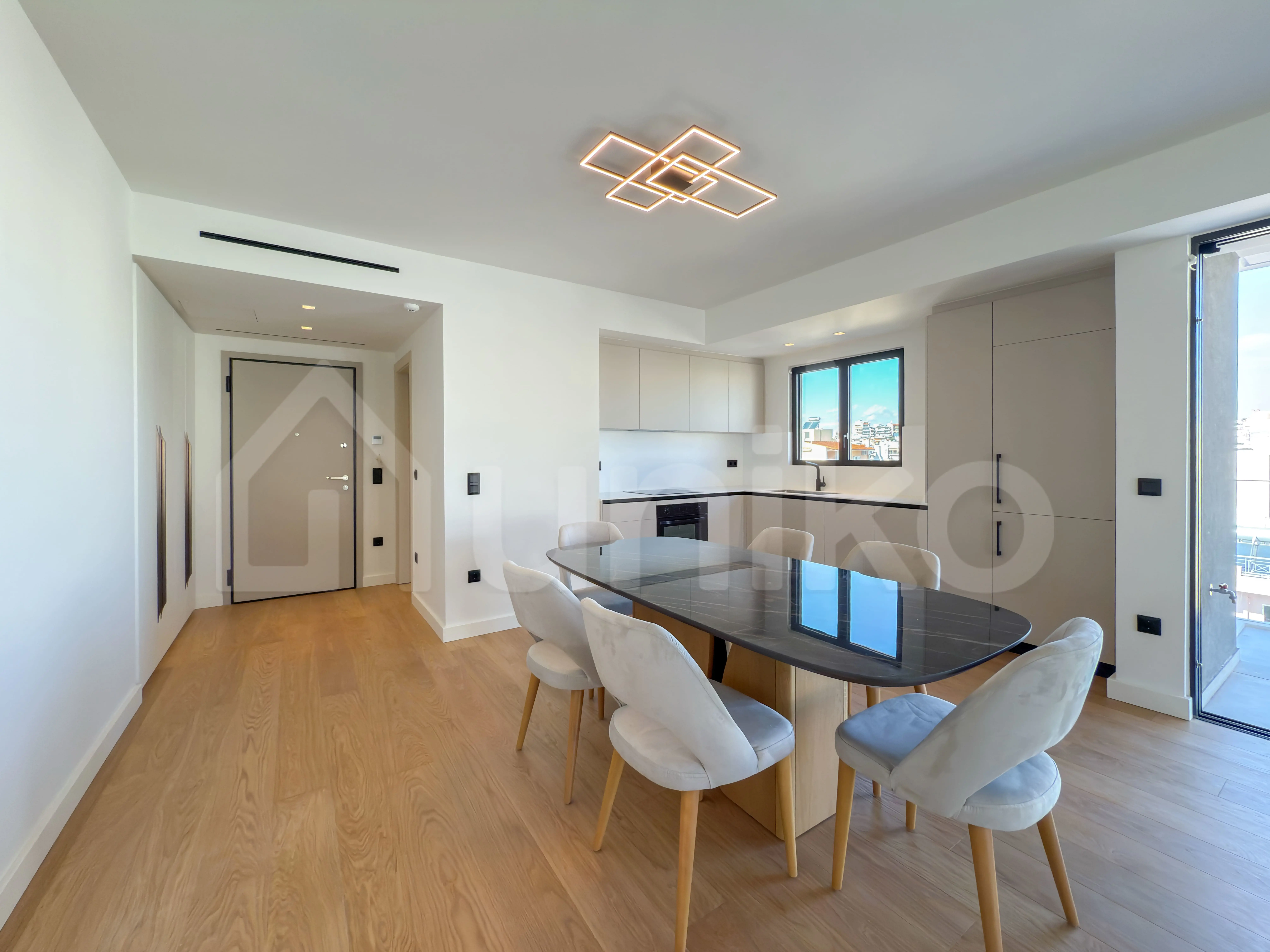 Secondary Photo of property with code 00001533