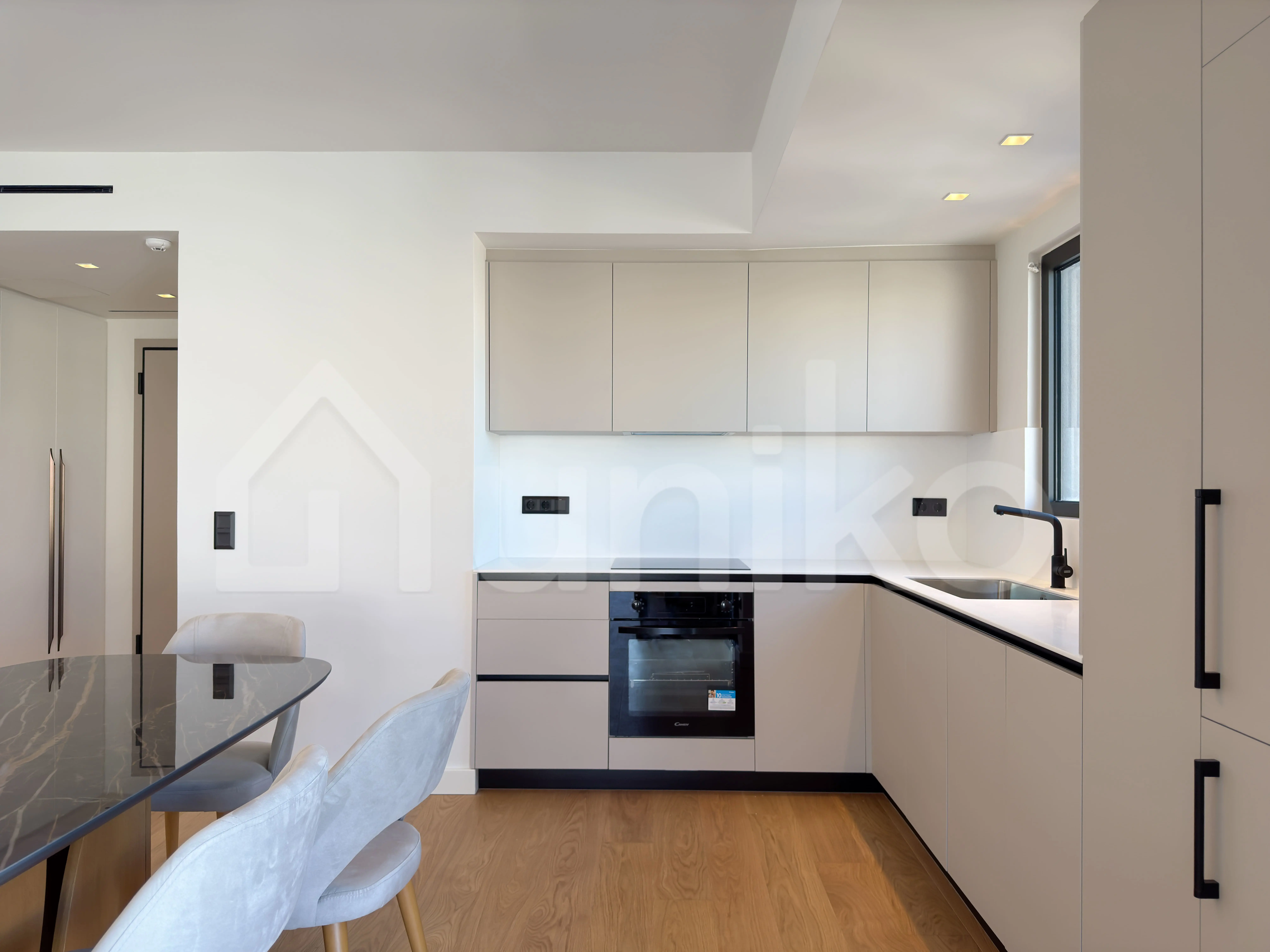 Secondary Photo of property with code 00001533