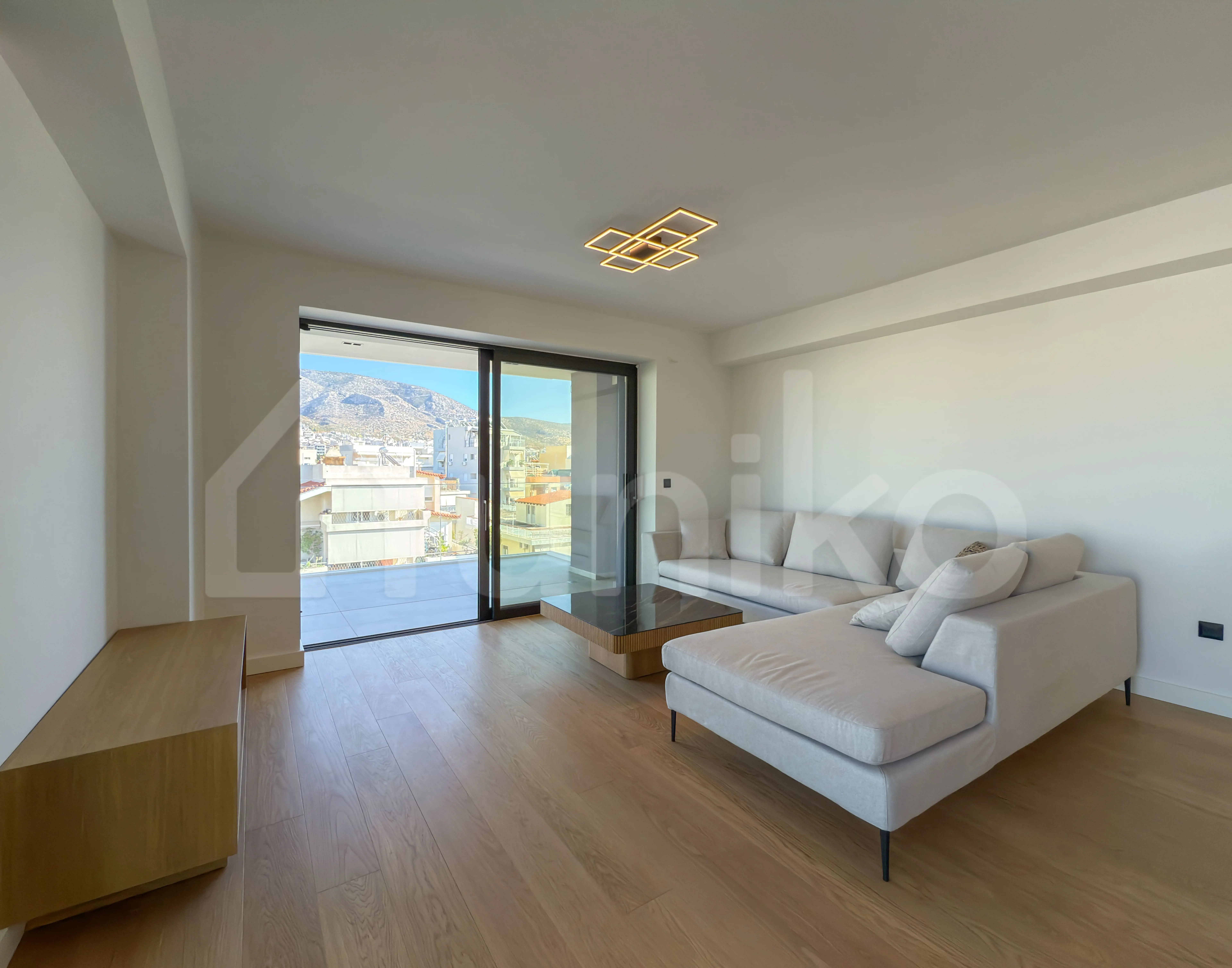 Secondary Photo of property with code 00001533